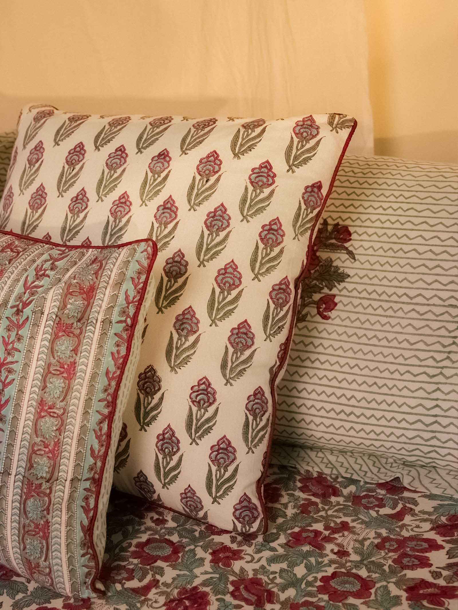 Songbird 20" x 20" Cushion Cover