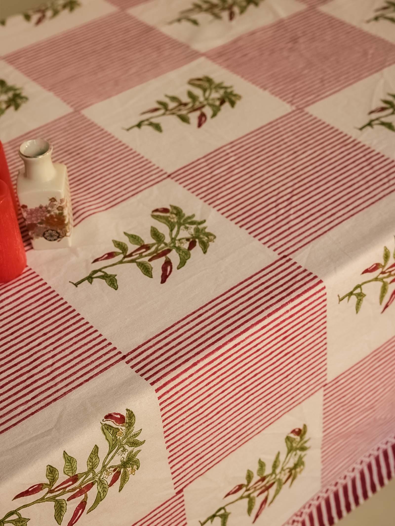 Peri Peri Table Cover