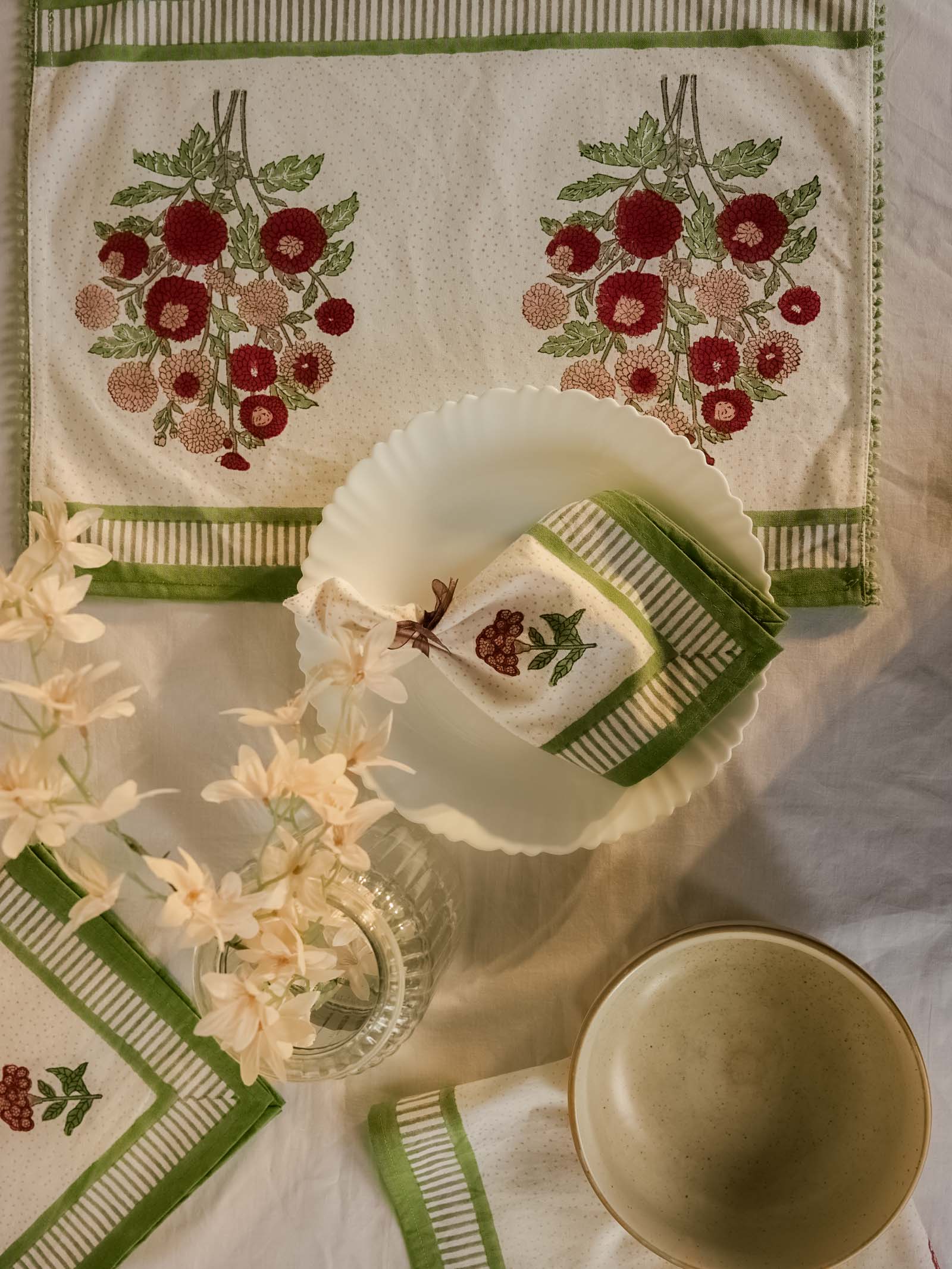 Chrysanthemum Table Dinner Napkin (Set of 6)