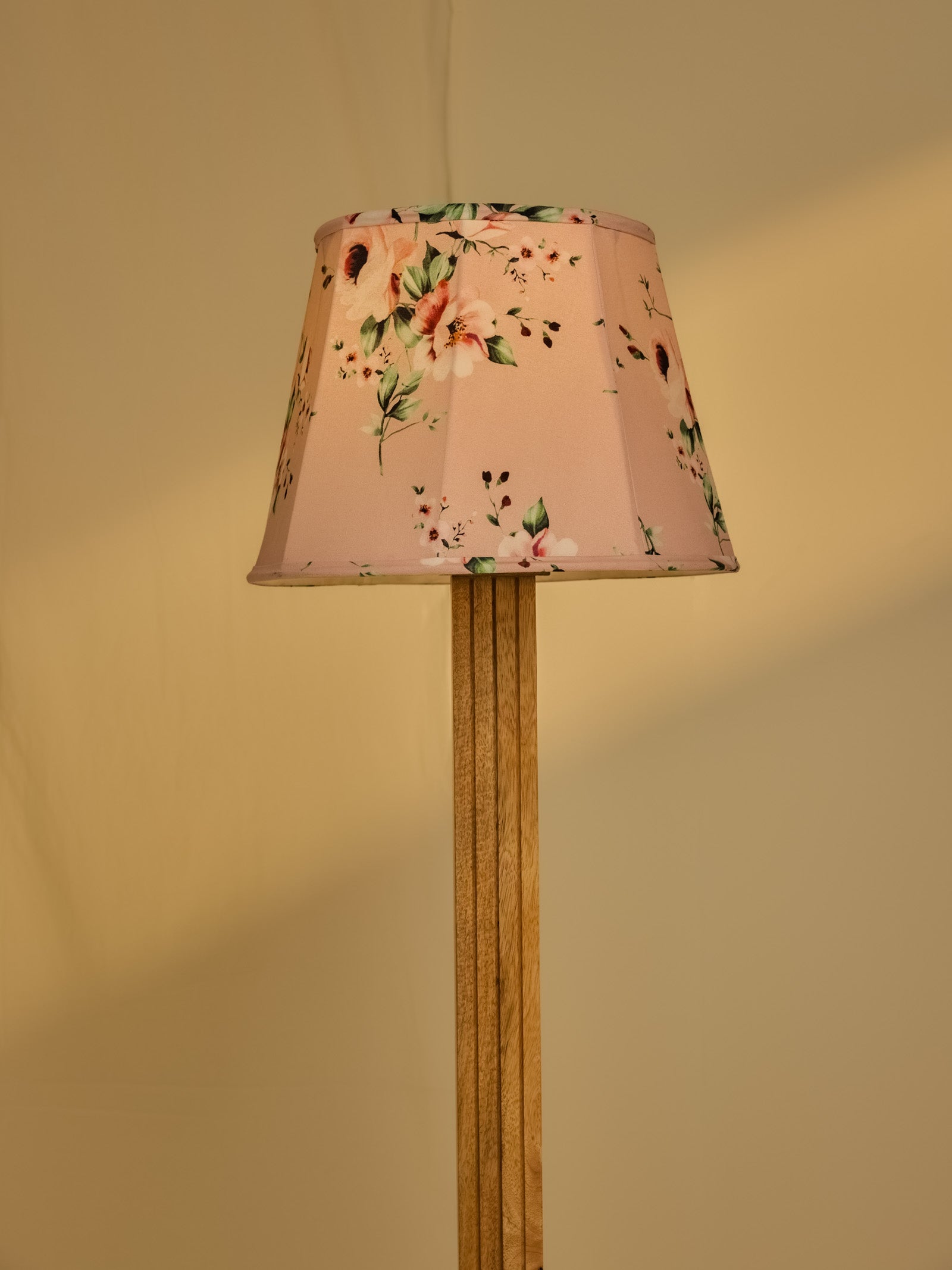 Lamp stand big