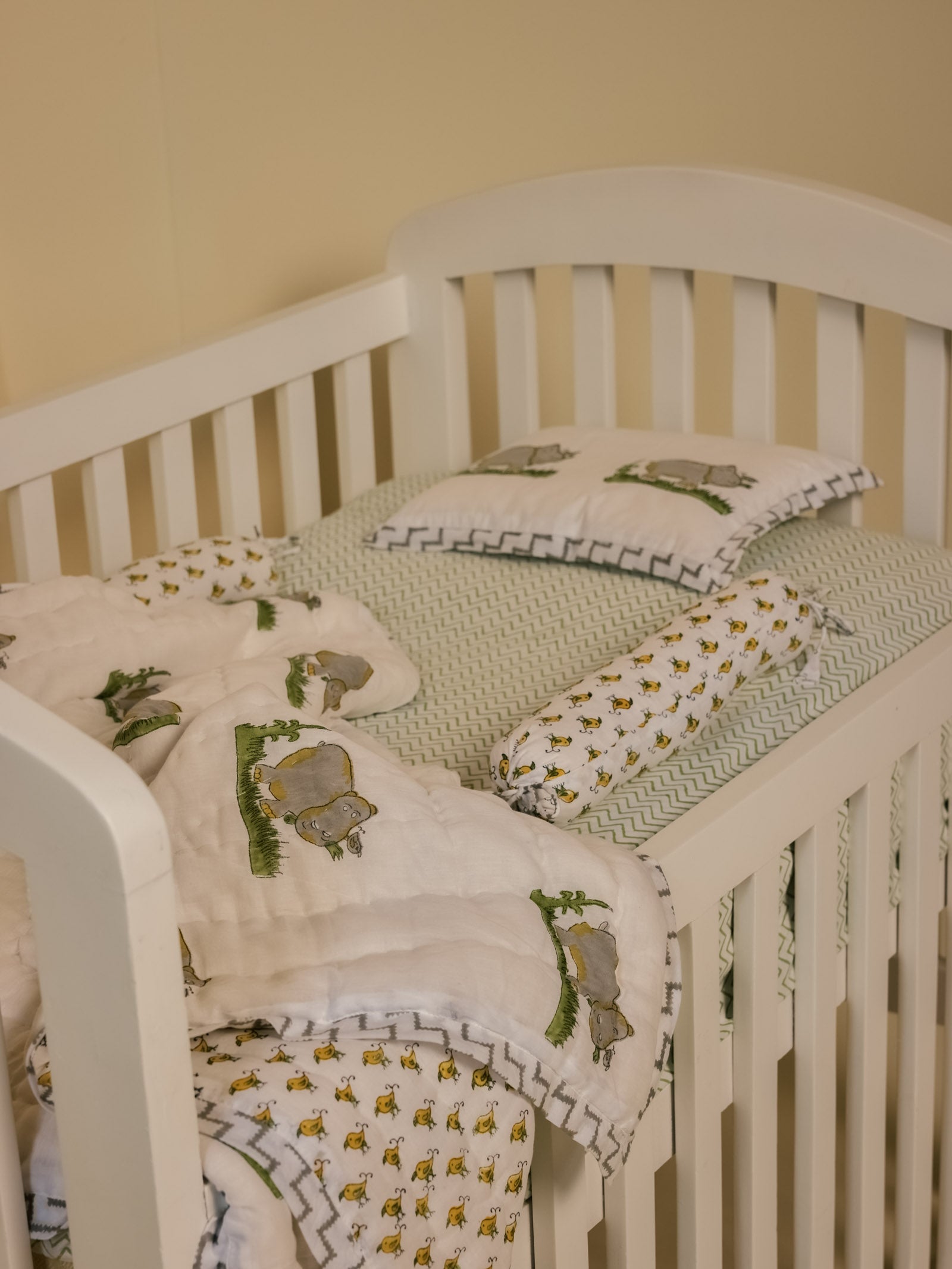 Hippo In The Grass Crib Set