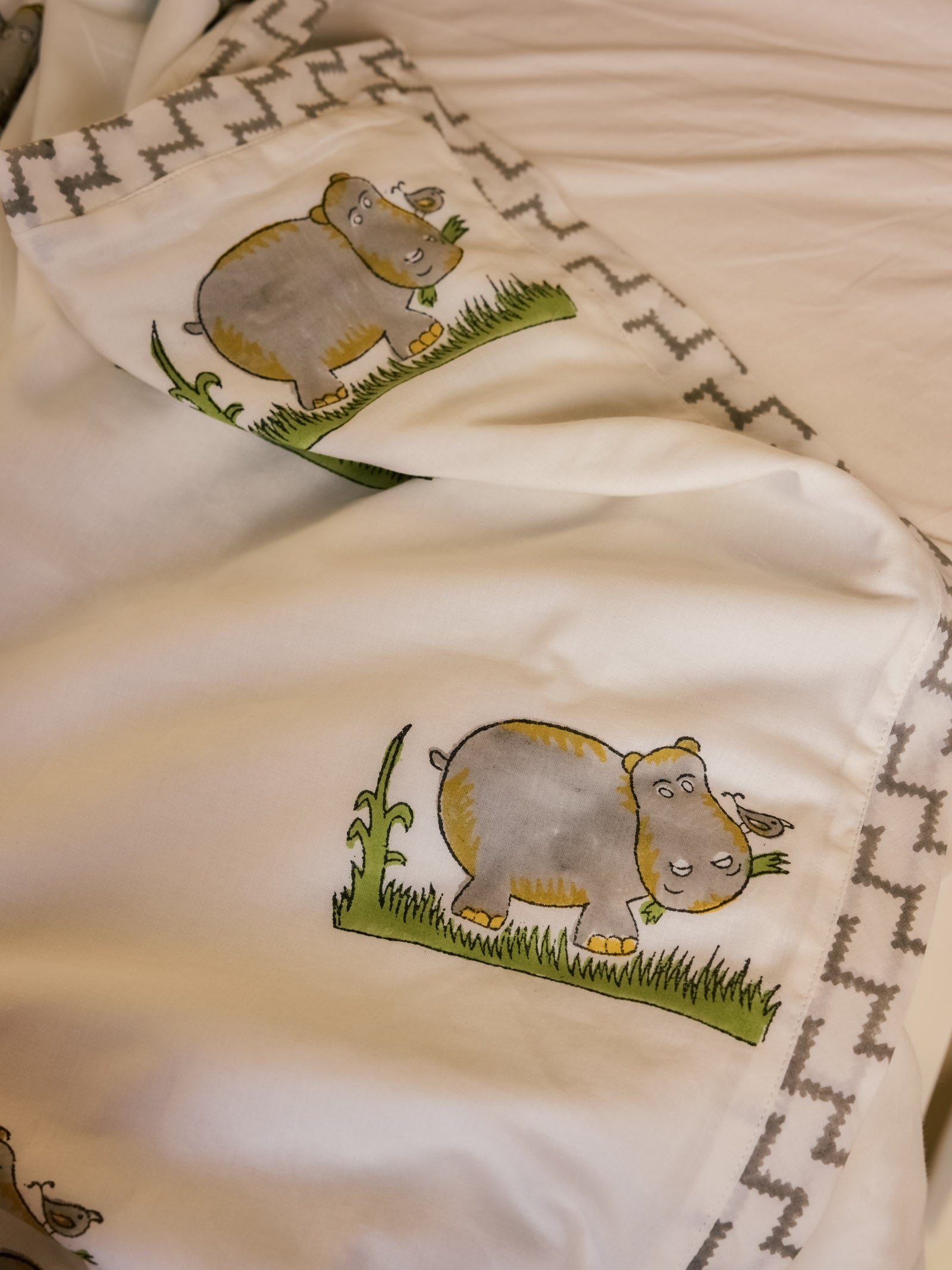 Hippo In The Grass Dohar