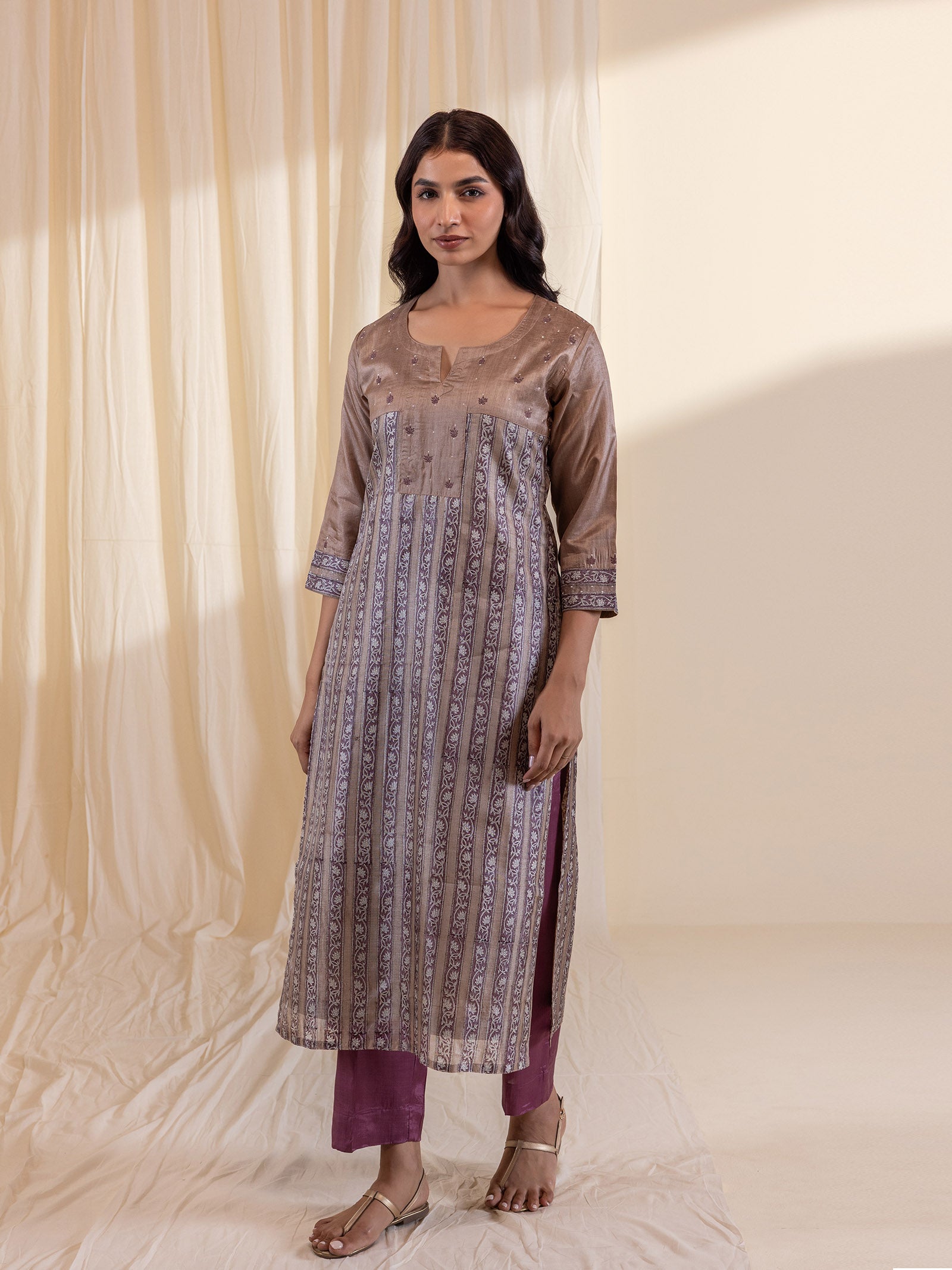 Chocolate Brown Kurta With Side Slit & Roll Colllar