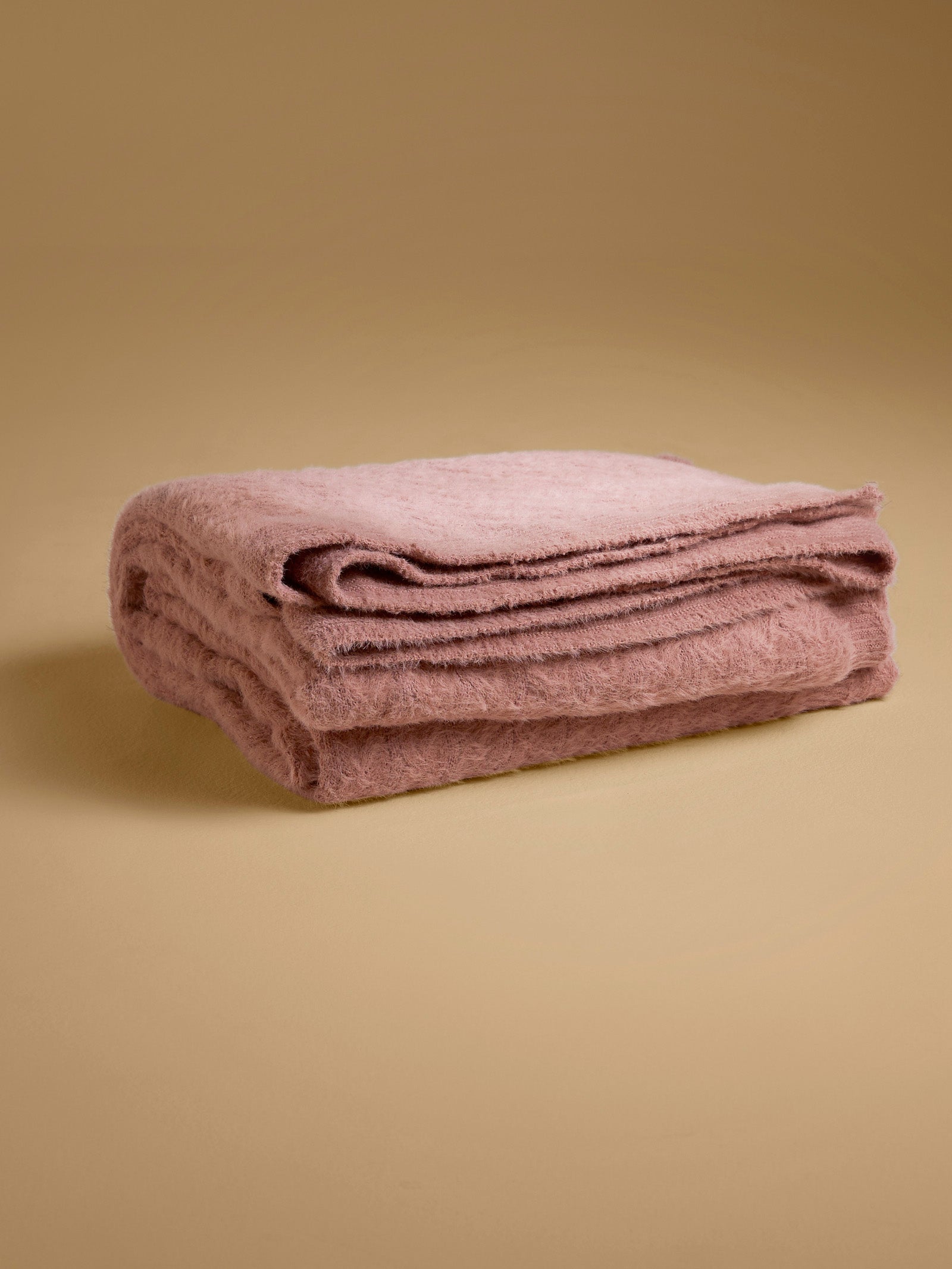 Woolen Throw Love Birds