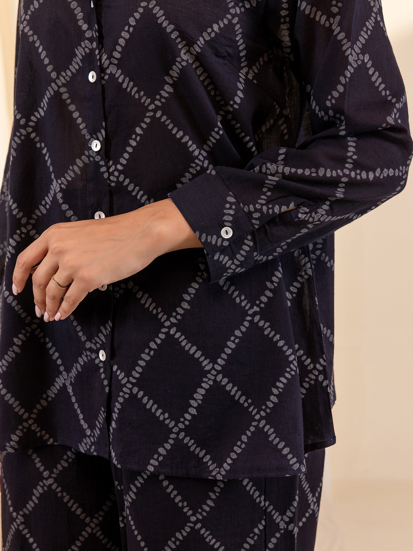 Bg Dragon Voile Twin Set (Set Of 2 Pcs)