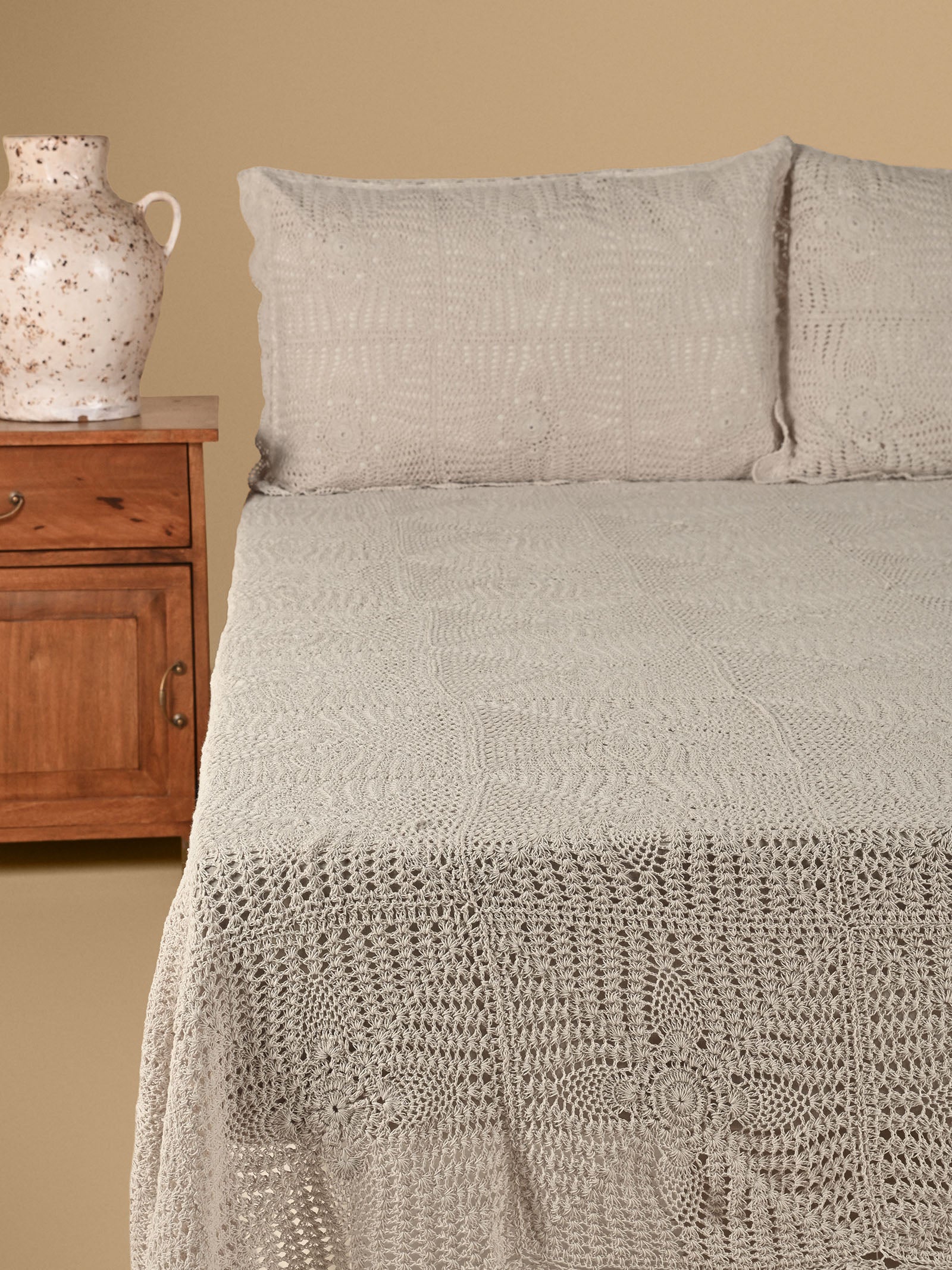 Crochet Classic Bed Cover