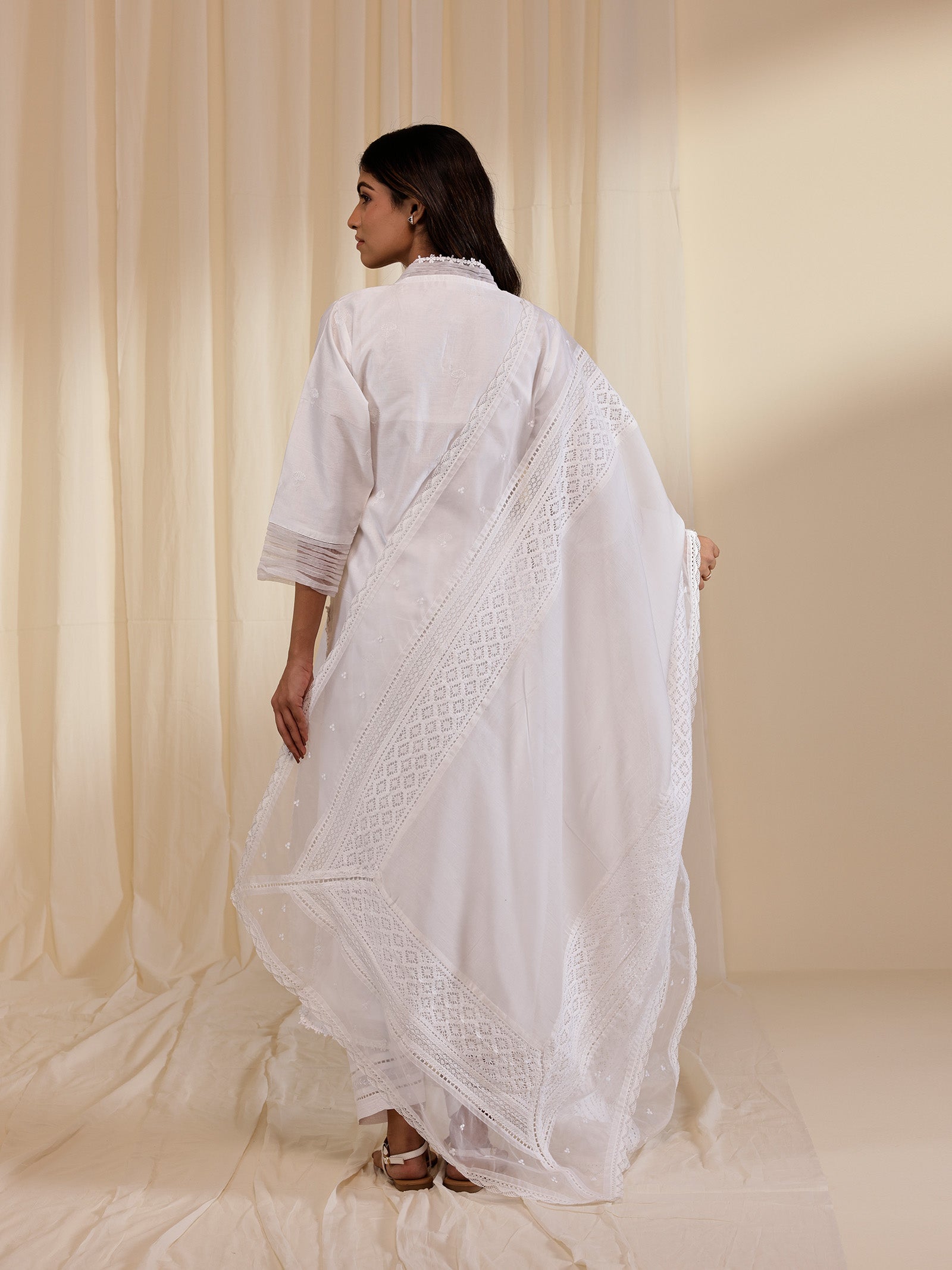 White Wash Exotic Lace Chanderi Dupatta