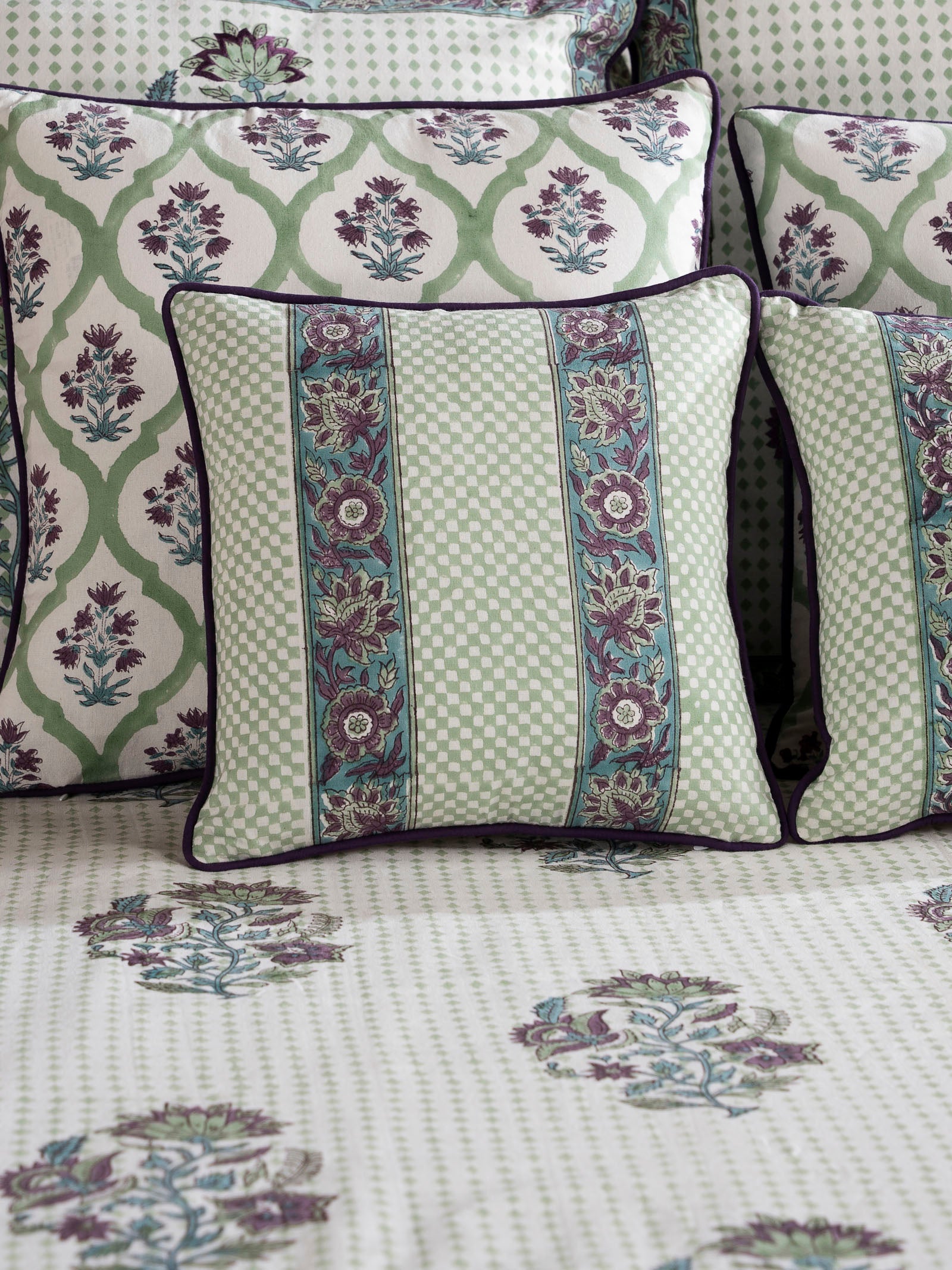 Ranthambore 12" x 12" Cushion Cover