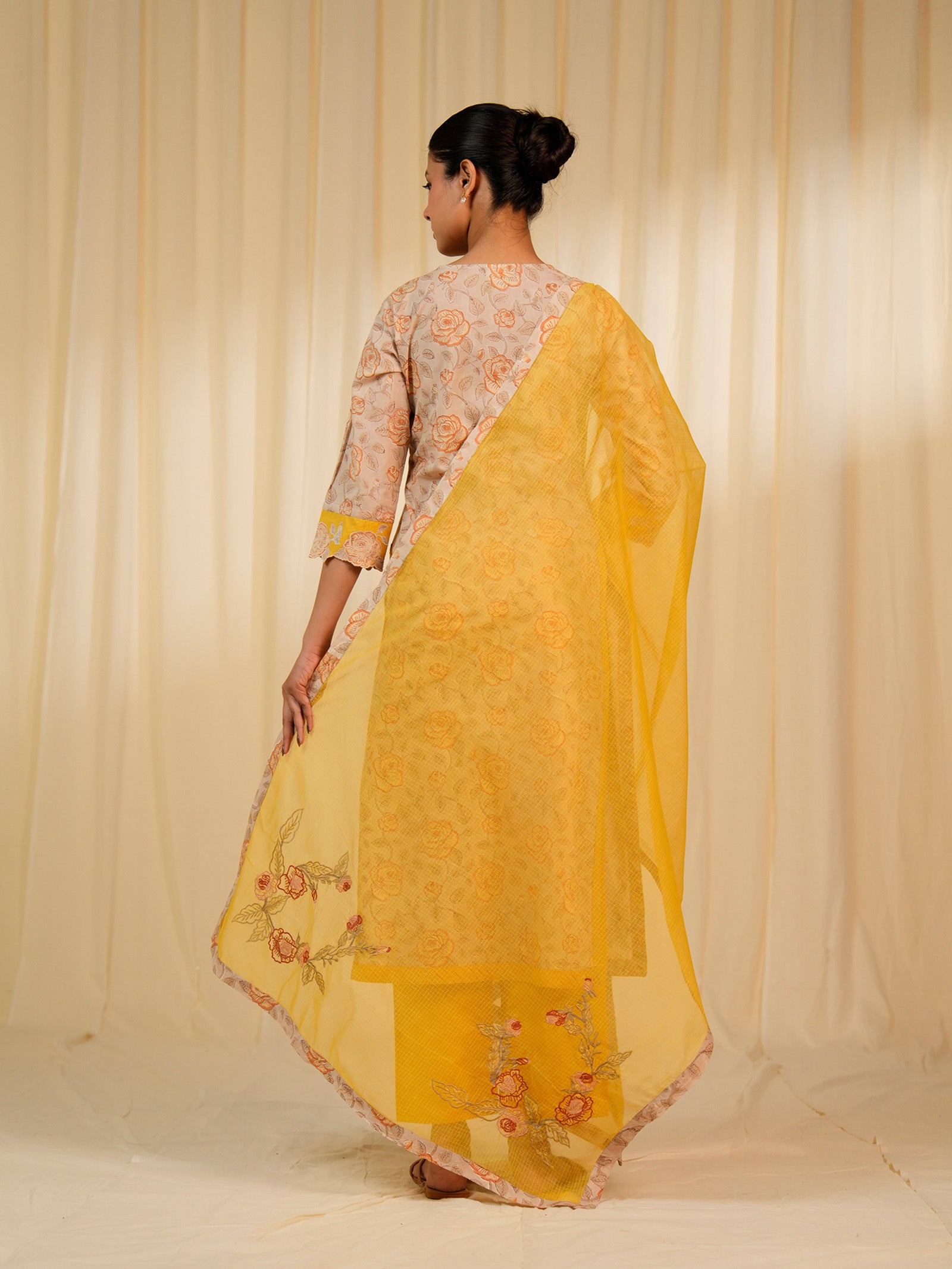 Basant Kota Dupatta