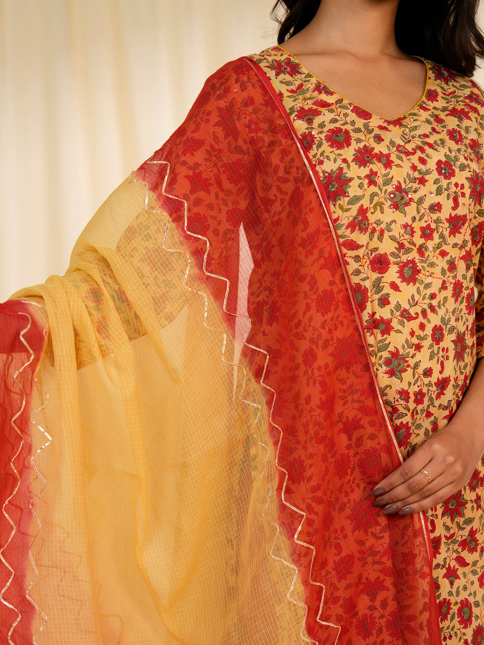 Basanti Kota Dupatta