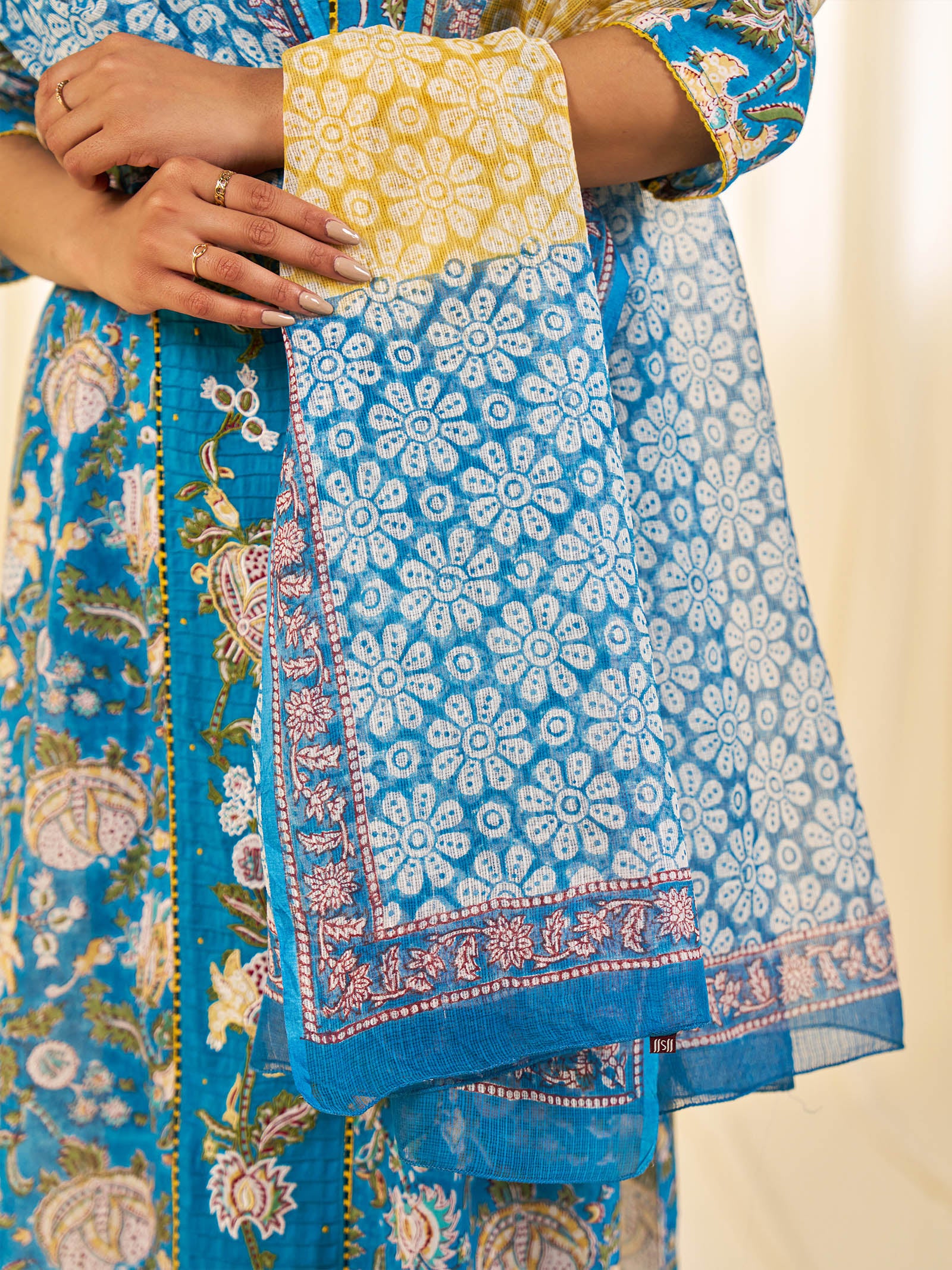 Chalchitra Kota Dupatta