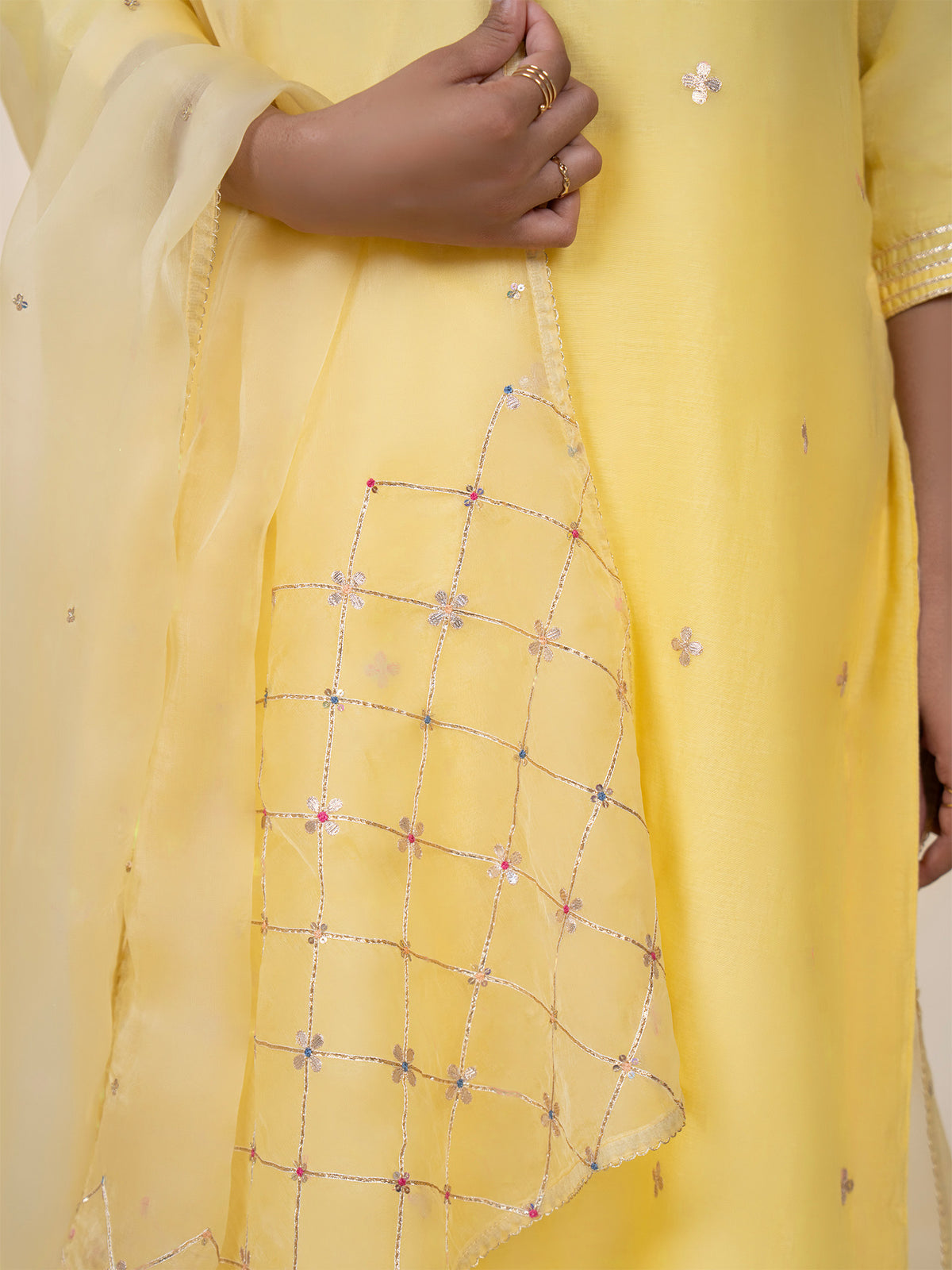 Chama-Cham Lemon Organza Dupatta