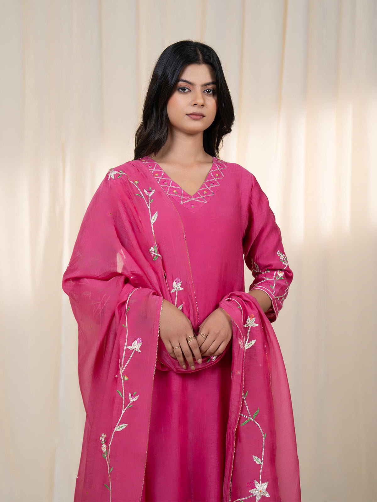 Chama-Cham Magenta Chanderi Dupatta