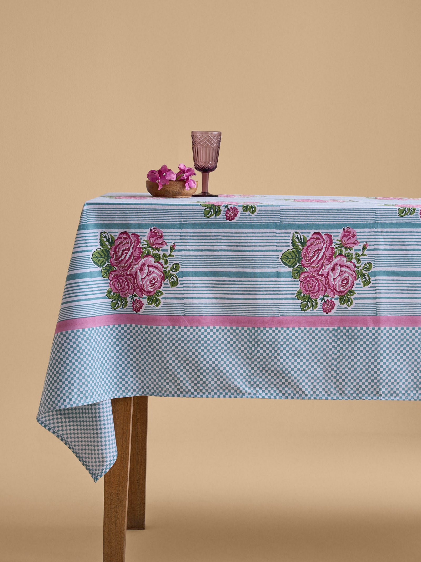 Cottage Rose Table Cover
