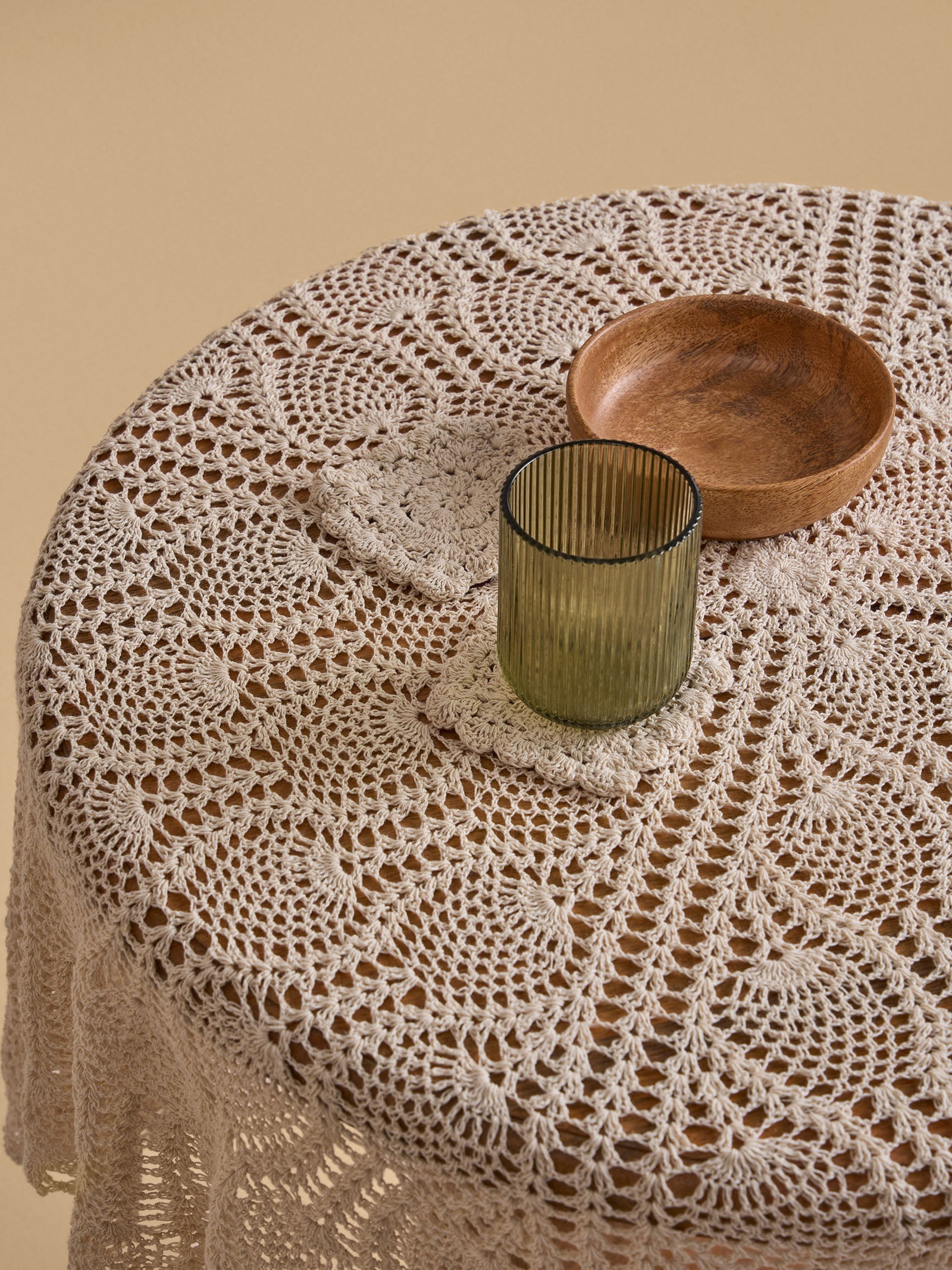 Crochet Round Table Cover