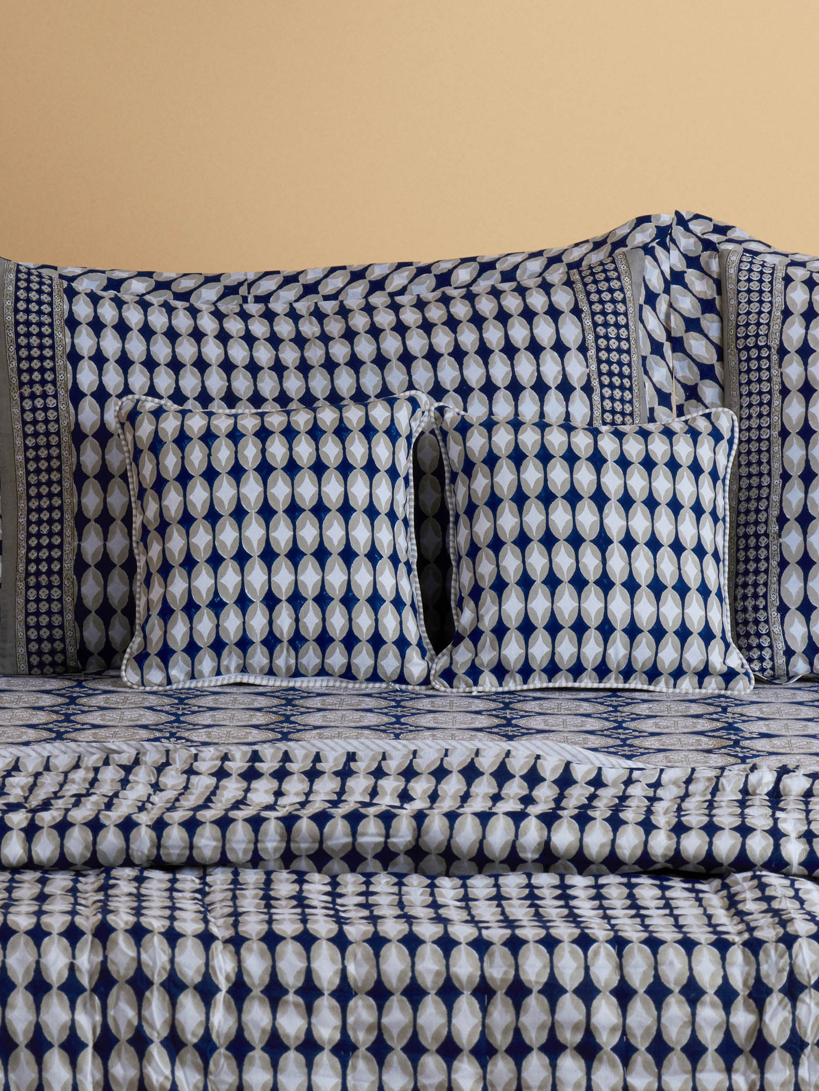 Fateh Sagar 12" x 12" Cushion Cover