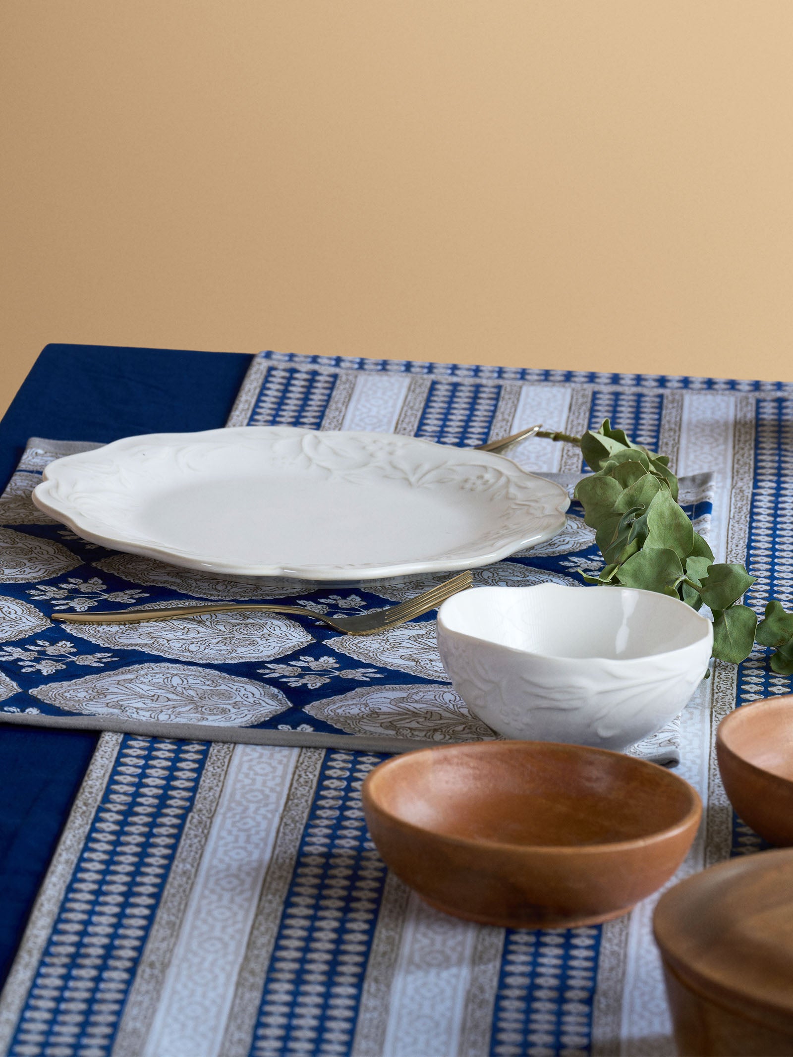 Fateh Sagar Table Runner