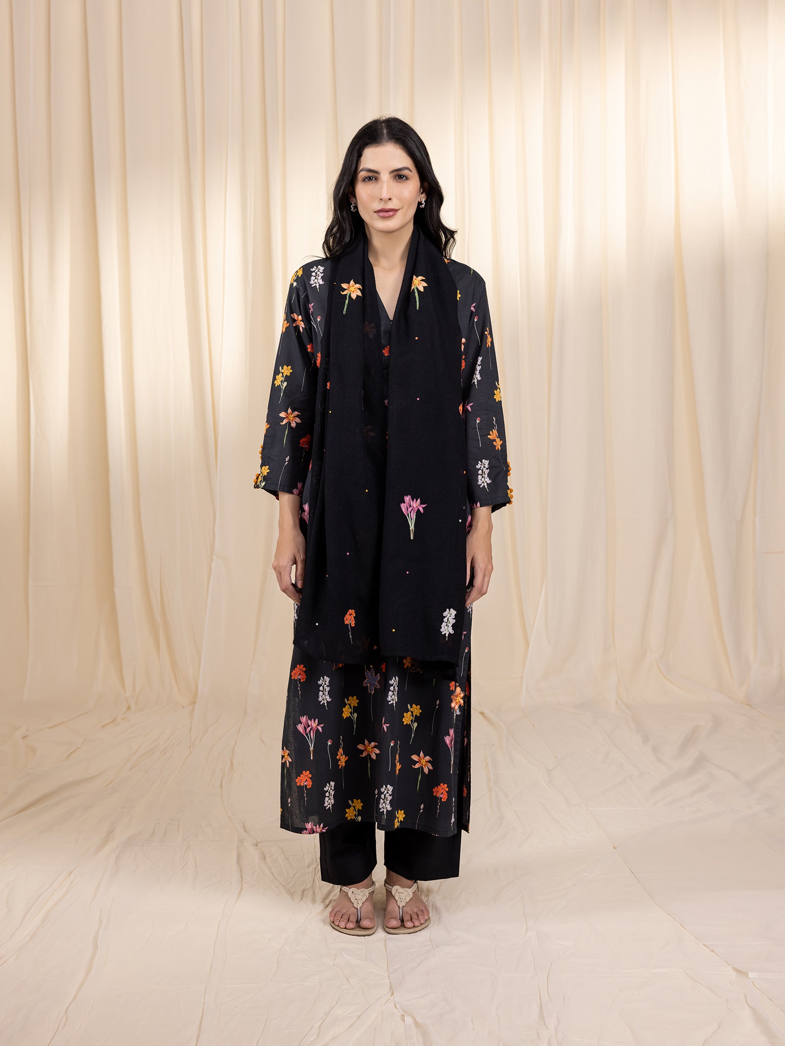 Flowers And More Woollen Stole