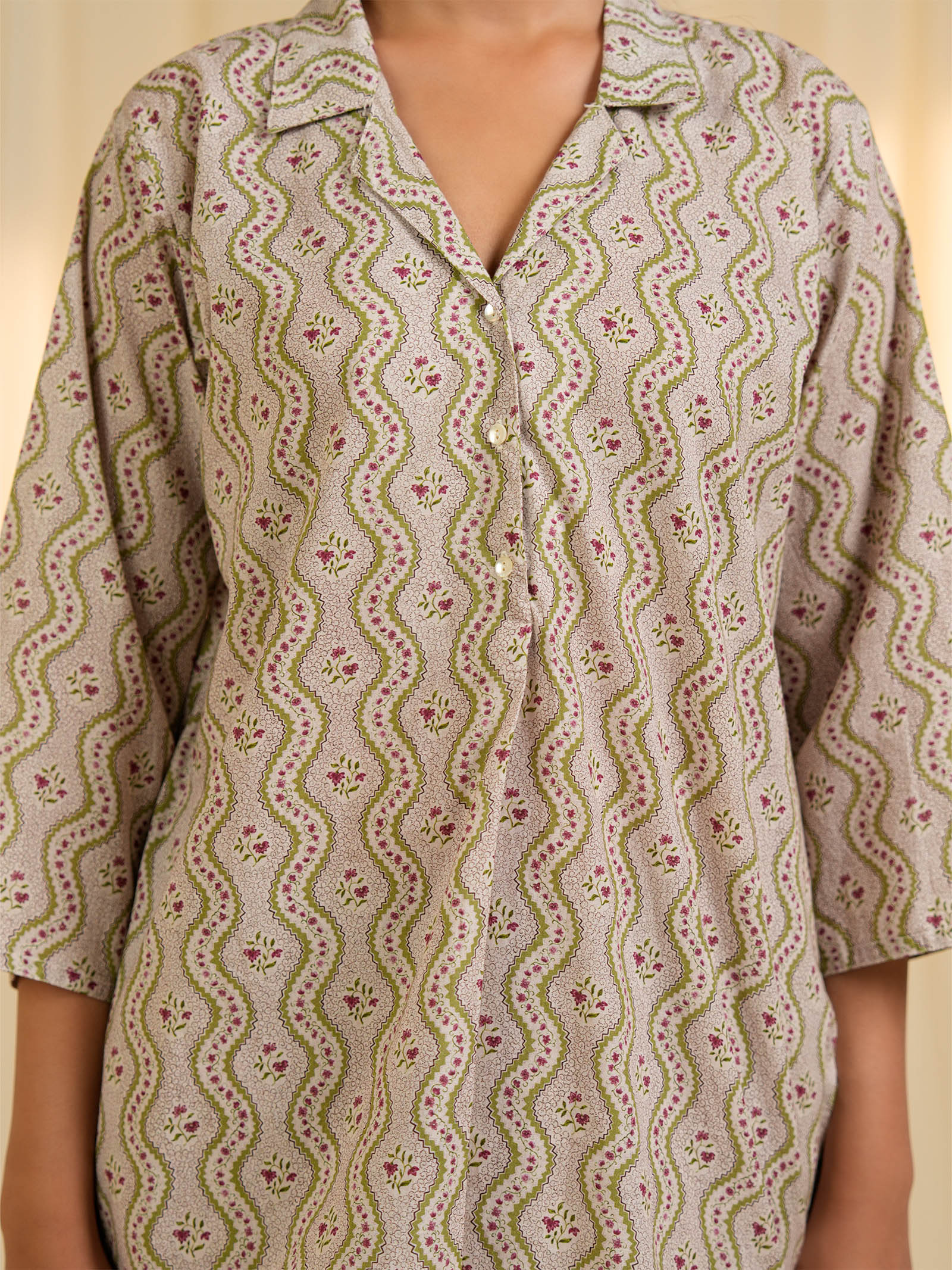 Green River Collared Cotton Night Suit