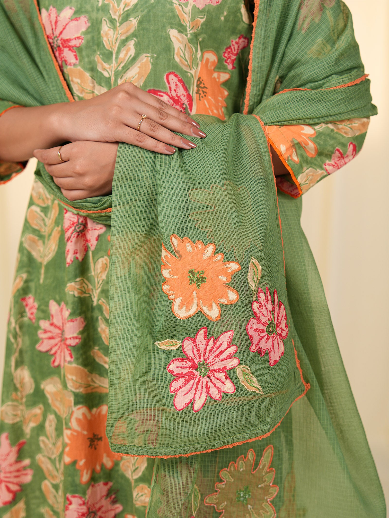 Grove Kota Dupatta