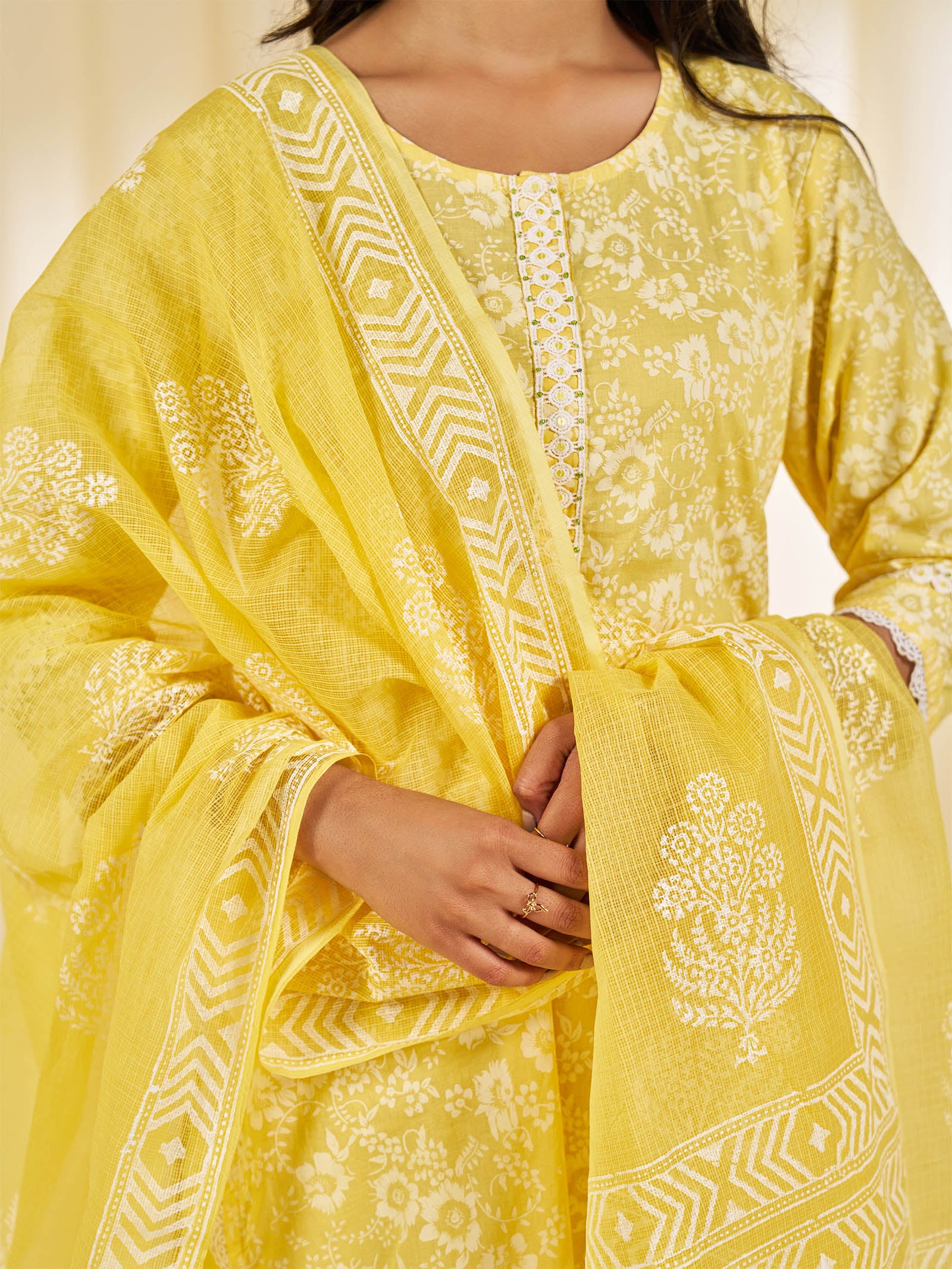 Haldi Kota Dupatta