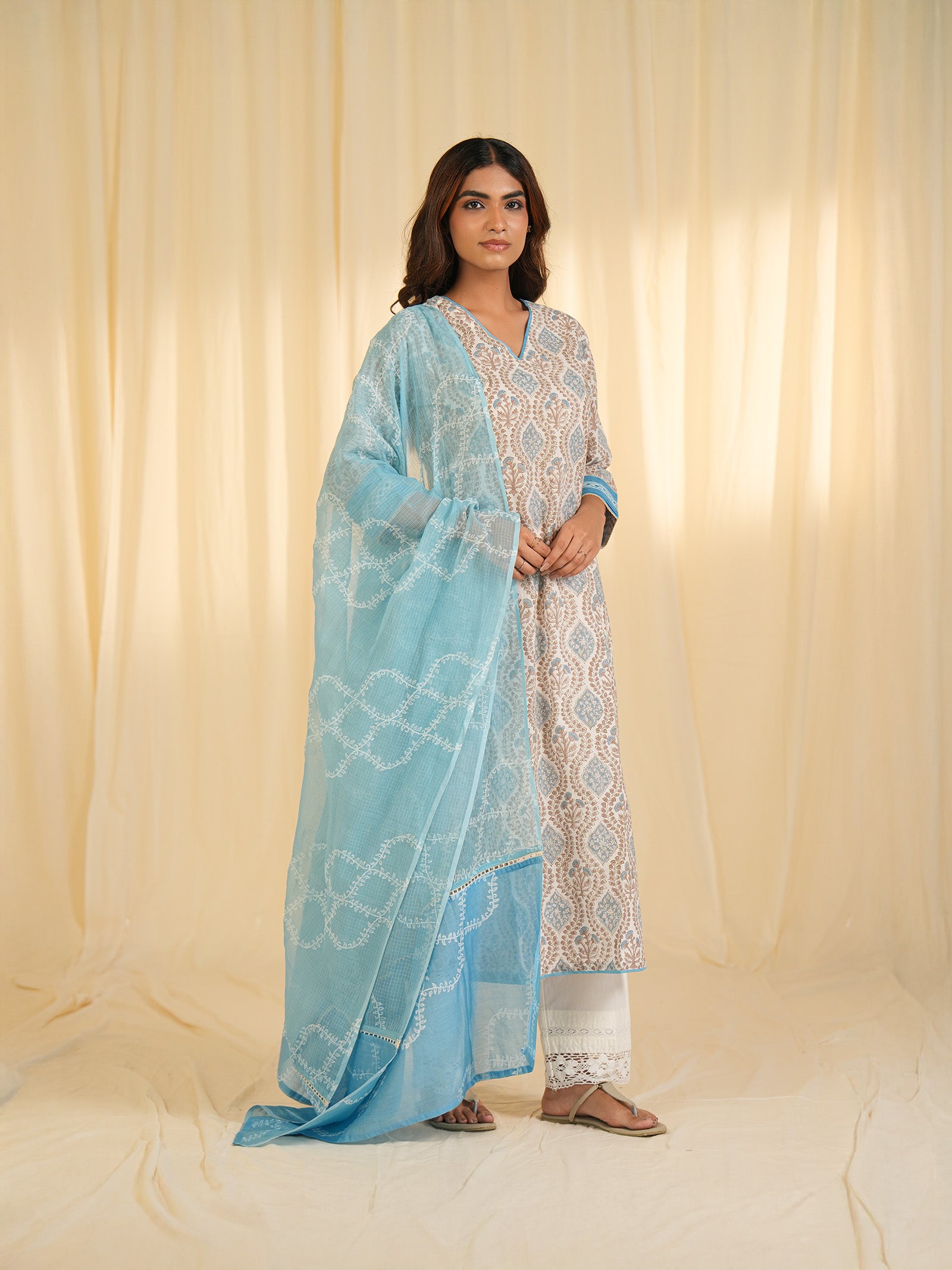 Kundan Kota Dupatta
