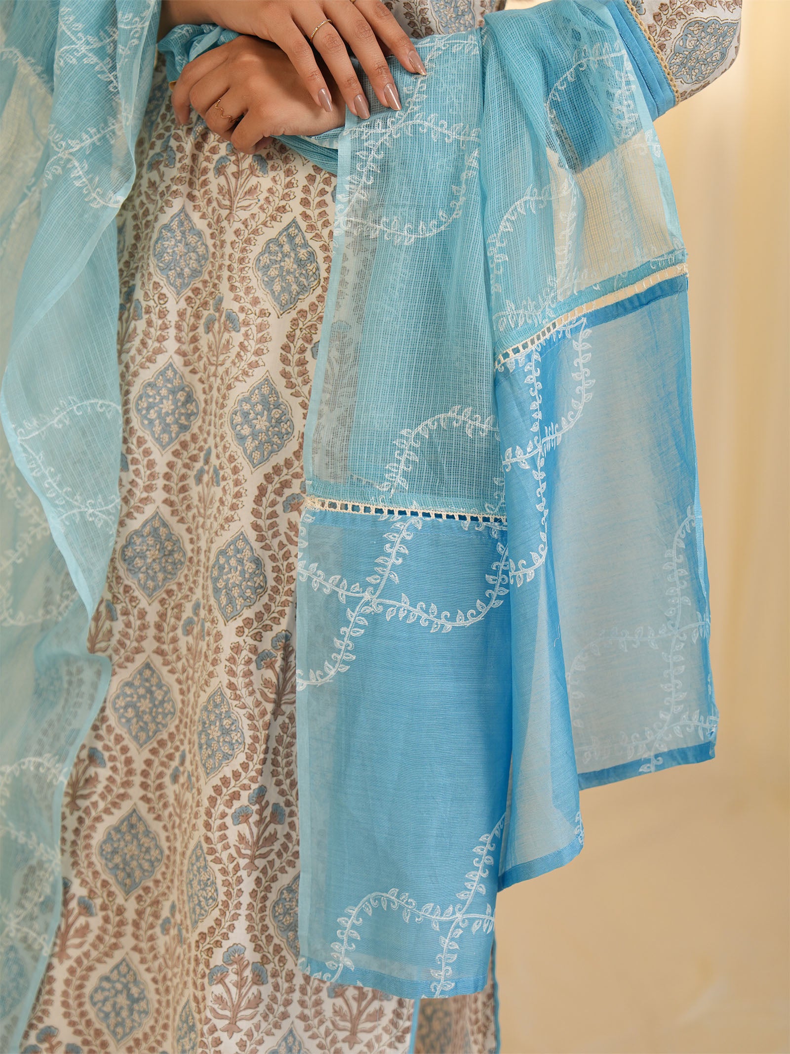 Kundan Kota Dupatta