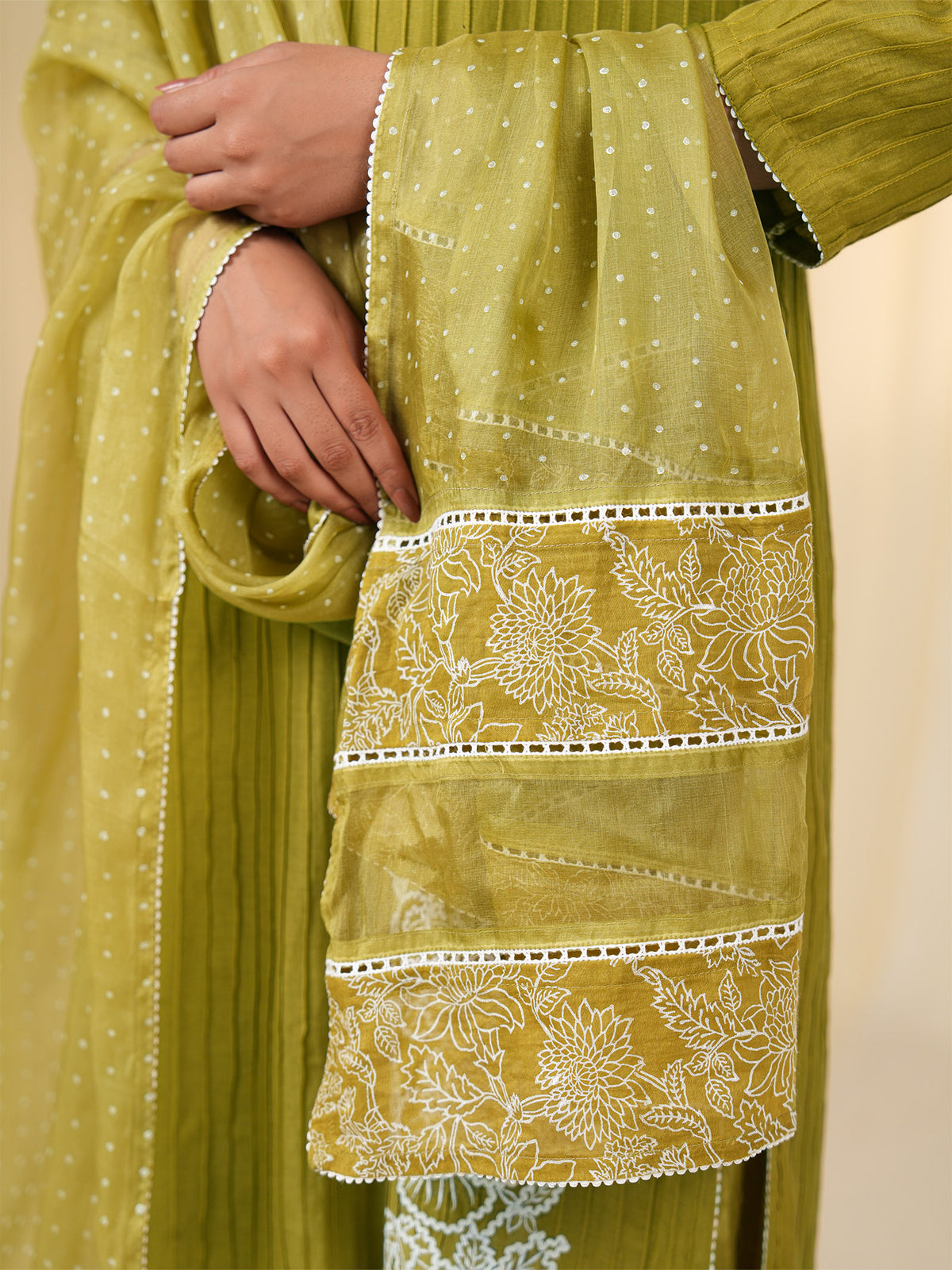 Laced-Up Avocado Organza Dupatta