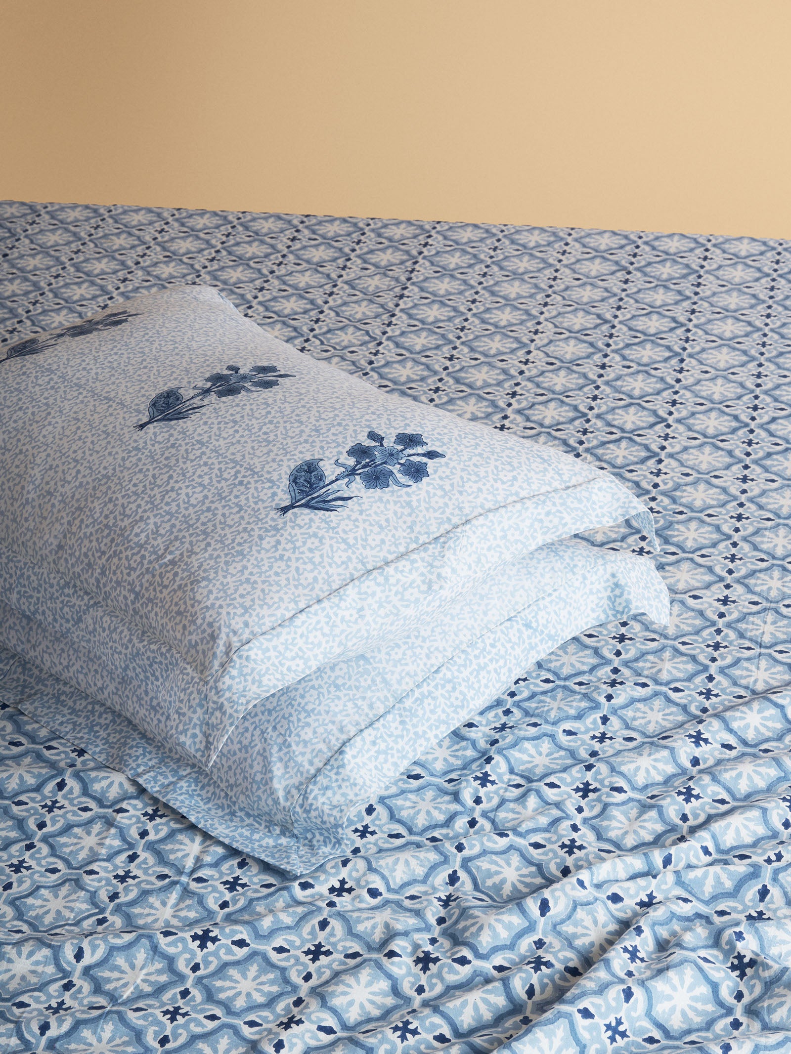 Lake Pichola Bed Cover