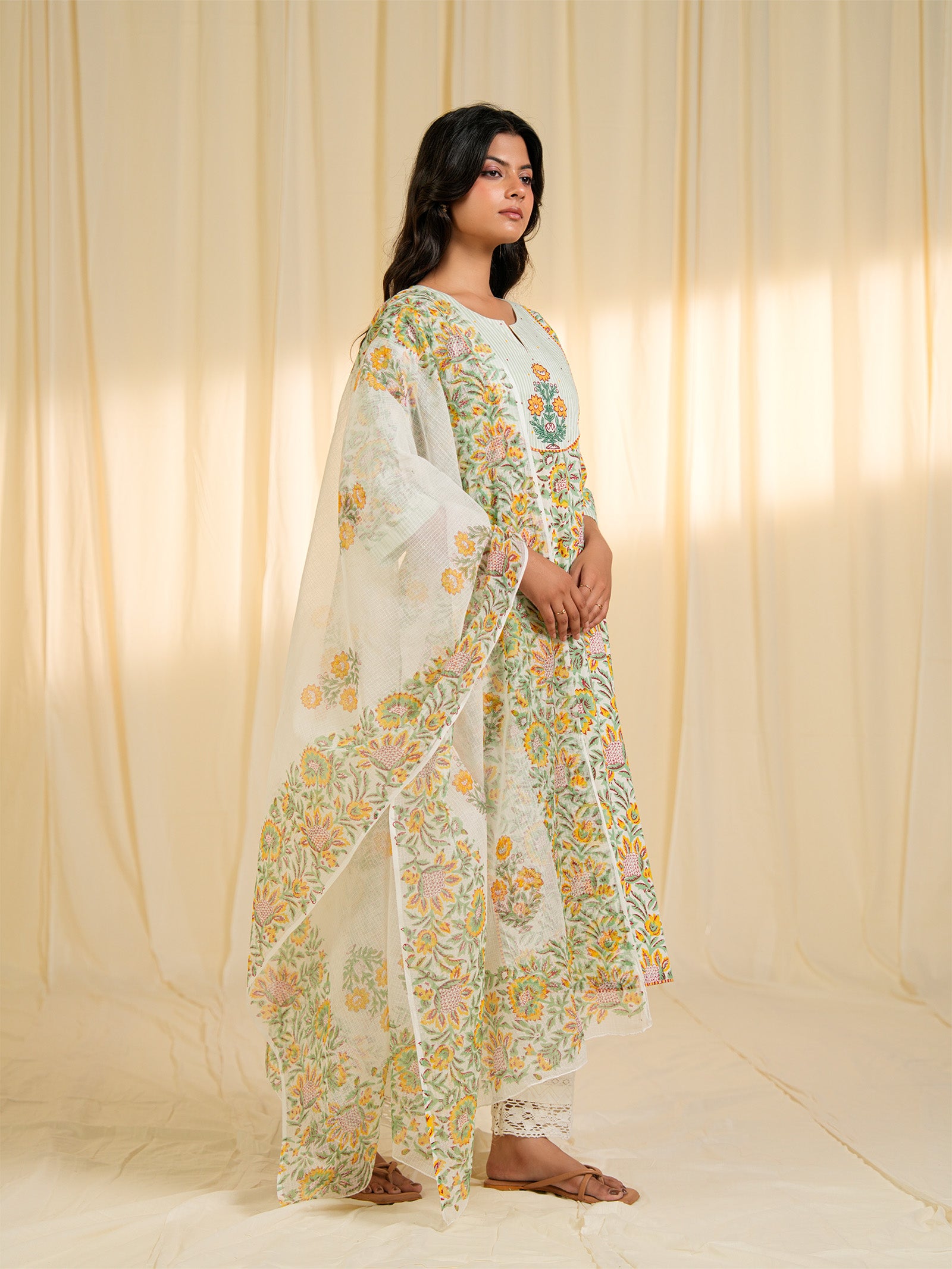 Mango Bite Kota Dupatta