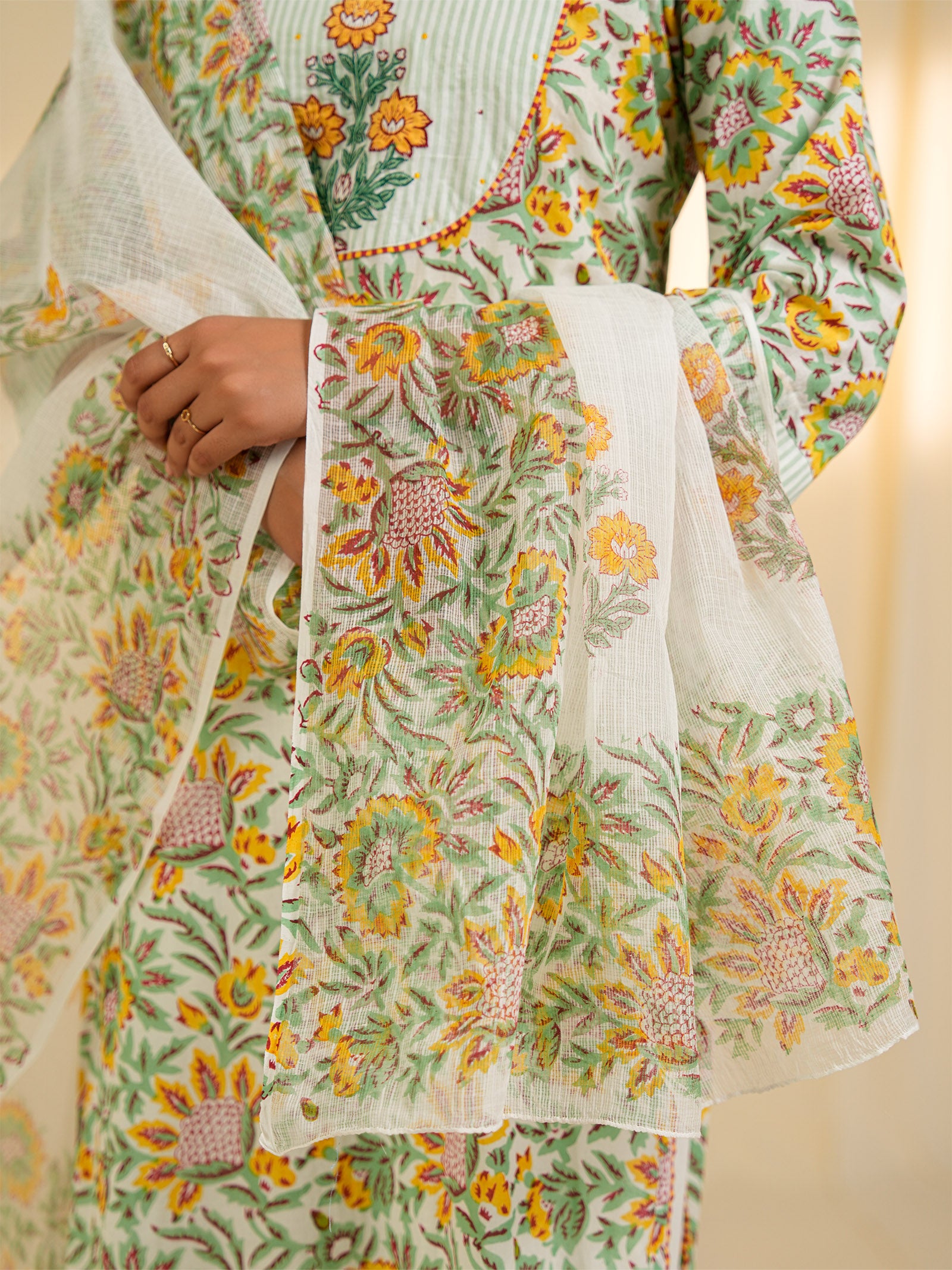 Mango Bite Kota Dupatta