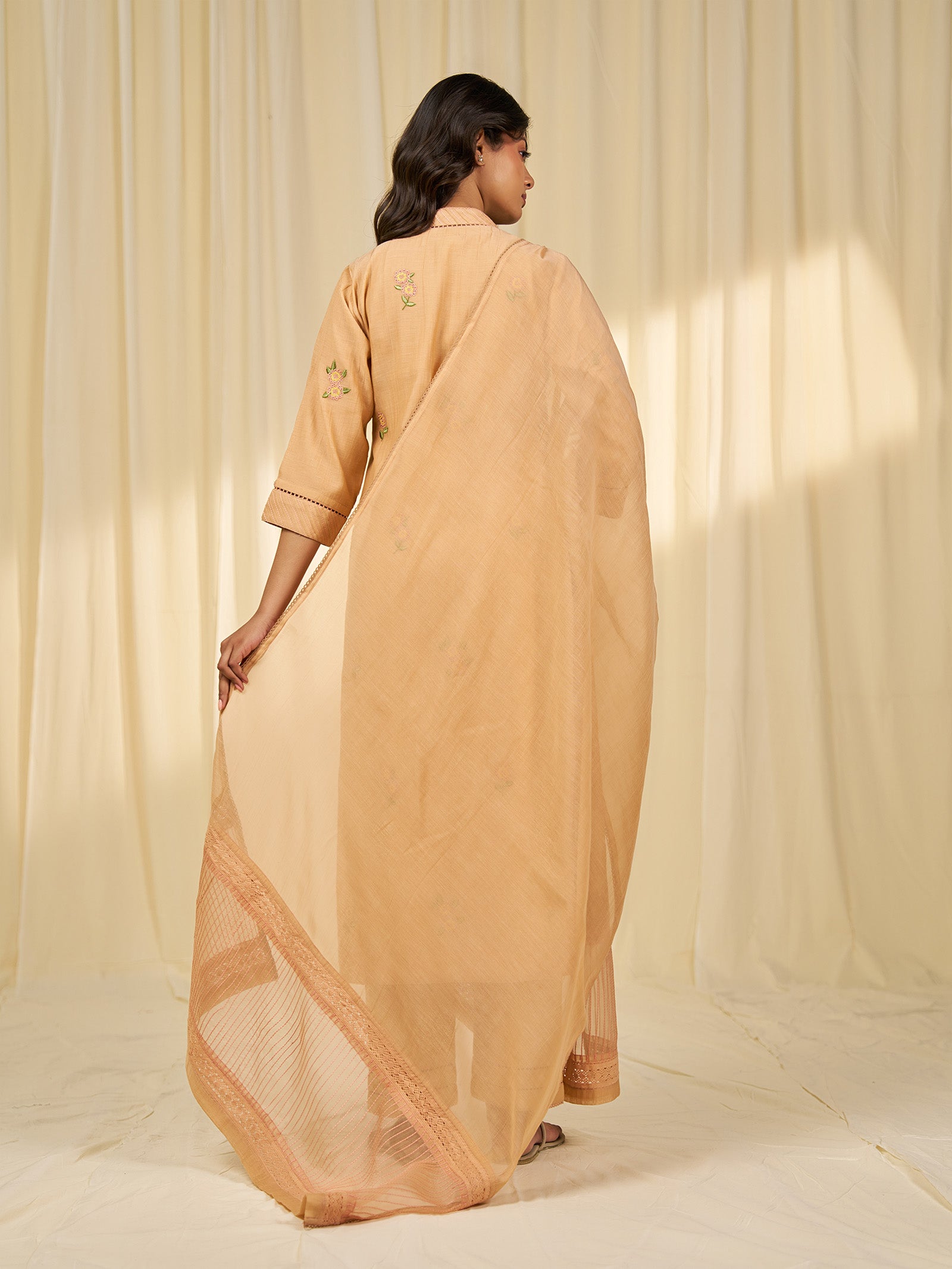Naturals Wild Lantana Chanderi Dupatta