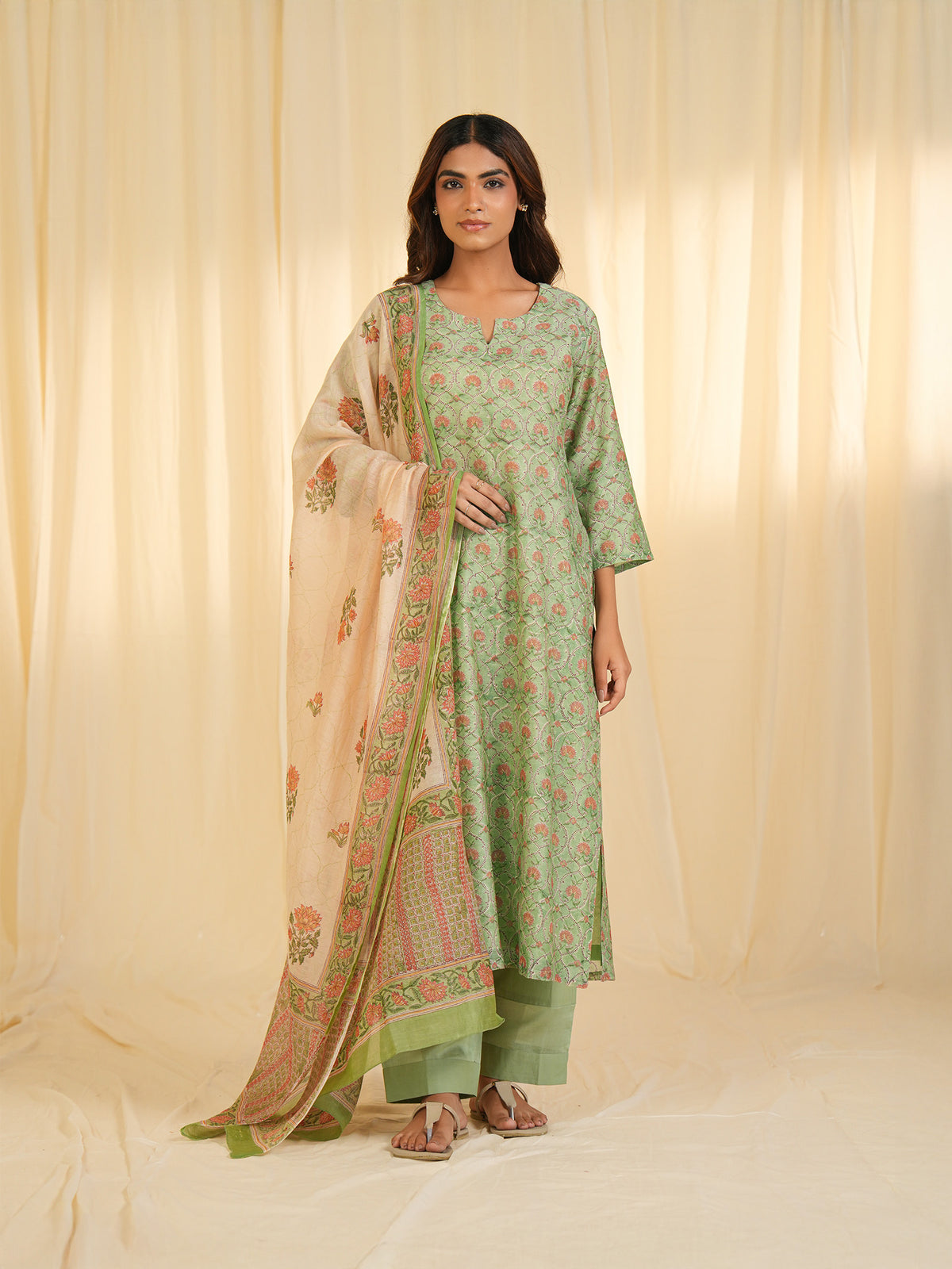 Nayaab Chanderi Dupatta
