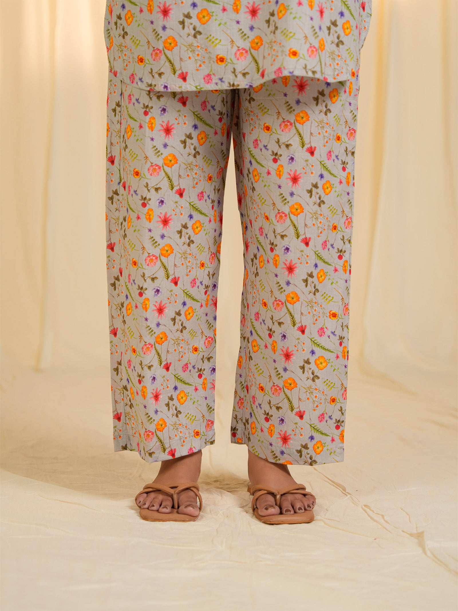 Quiet Stroll Cotton Night Suit
