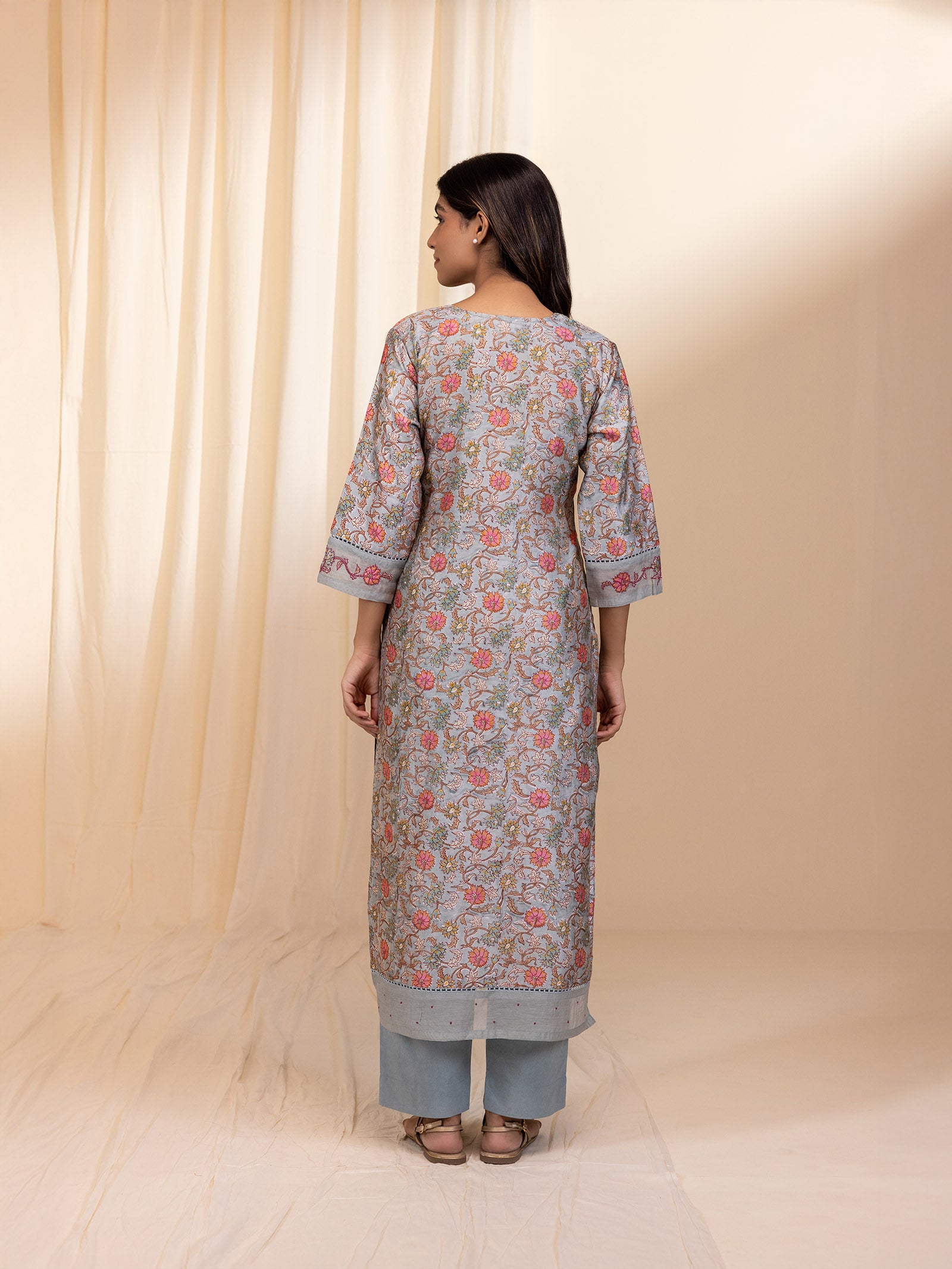 Rangrez Chanderi Kurta