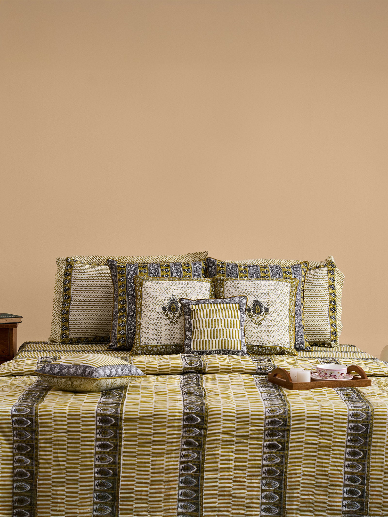 Kumbhalgarh 16" x 16" Cushion Cover
