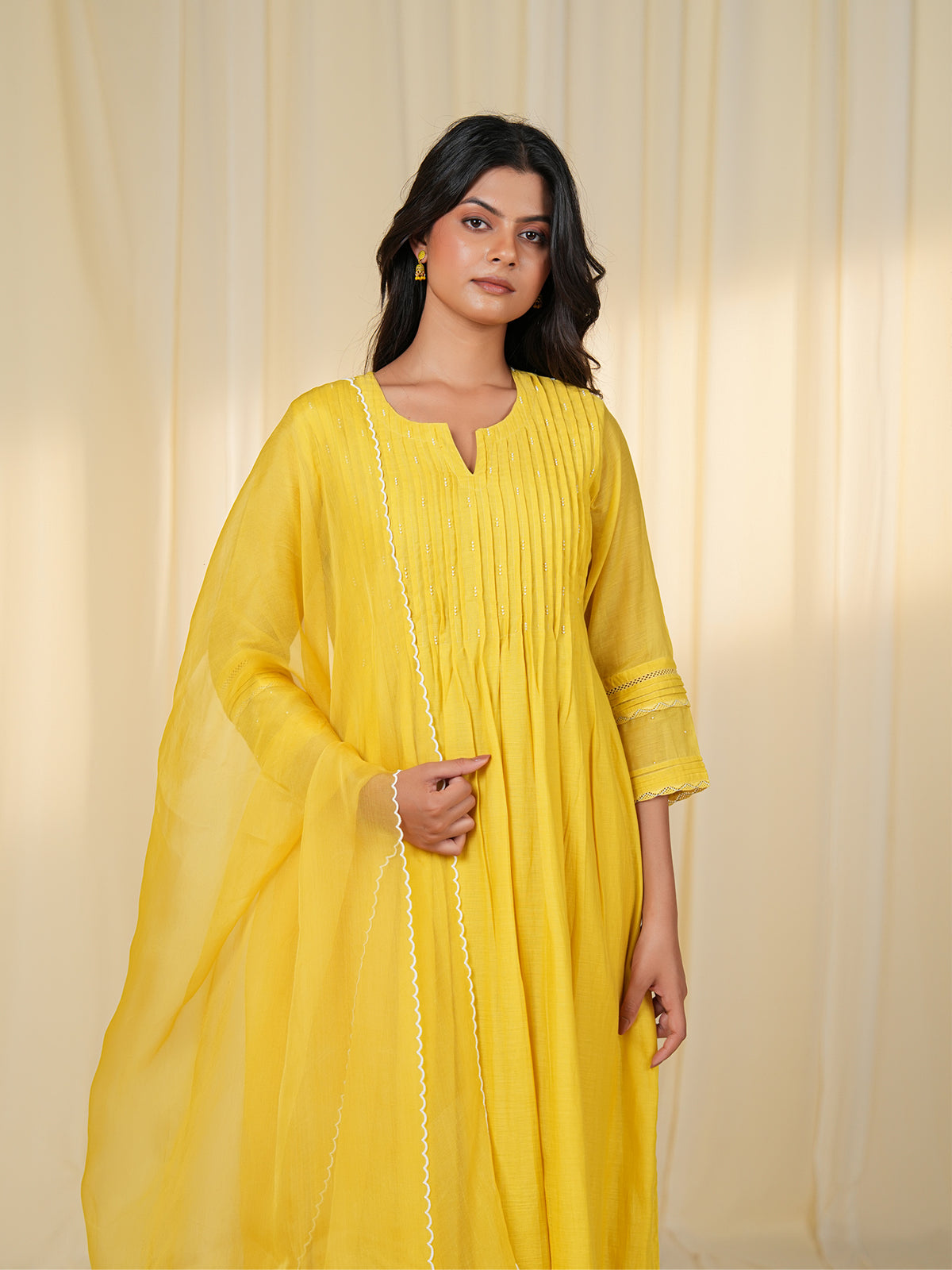 Sada Suhagan Bindi Organza Dupatta