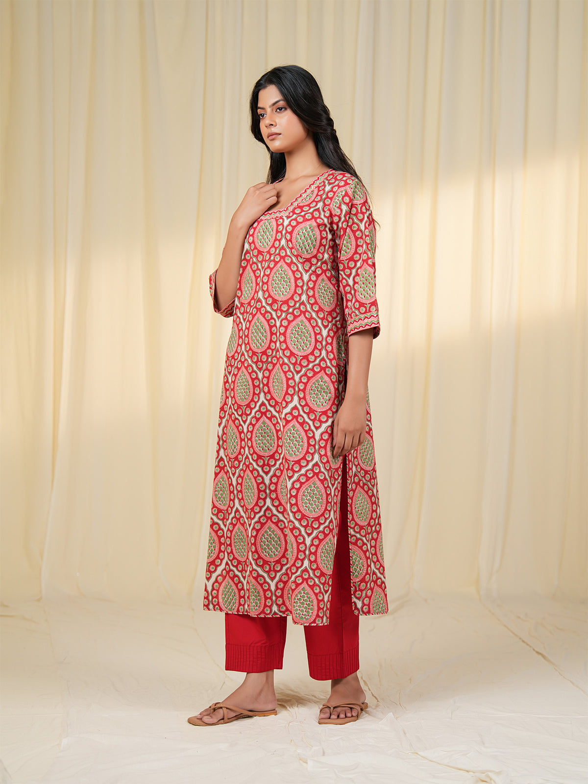 Sada Suhagan Paan Cotton Kurta