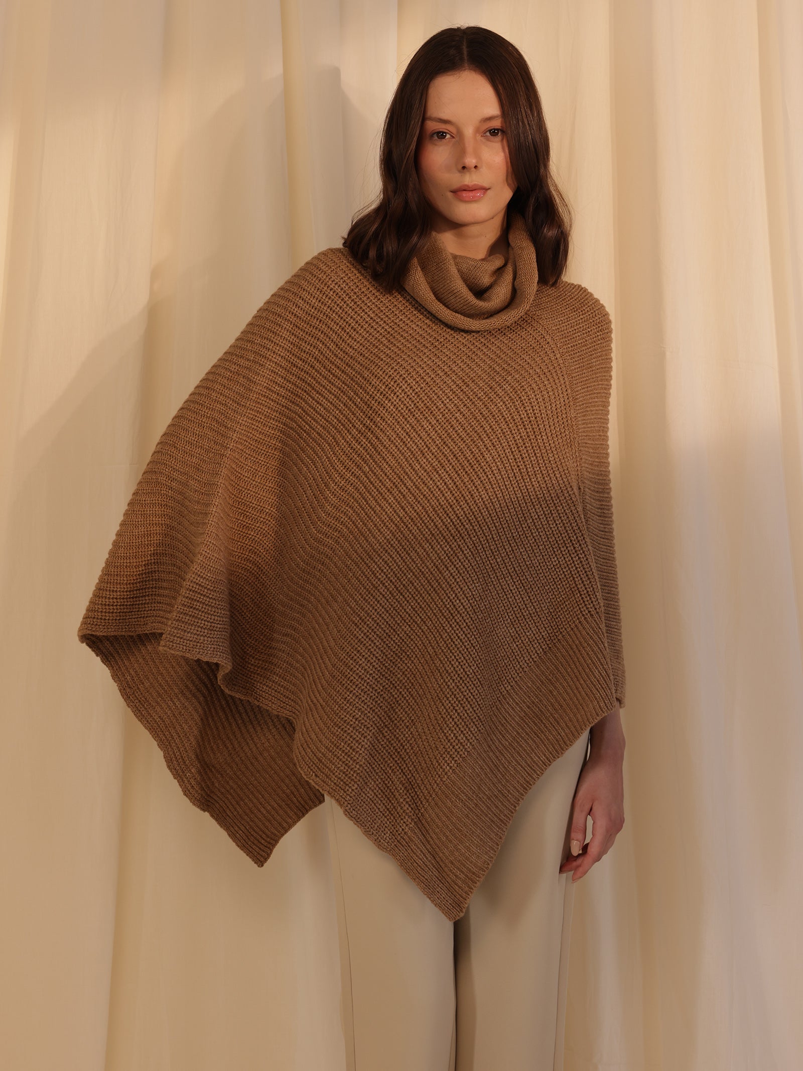 Woollen Safari Poncho - Dark Tan