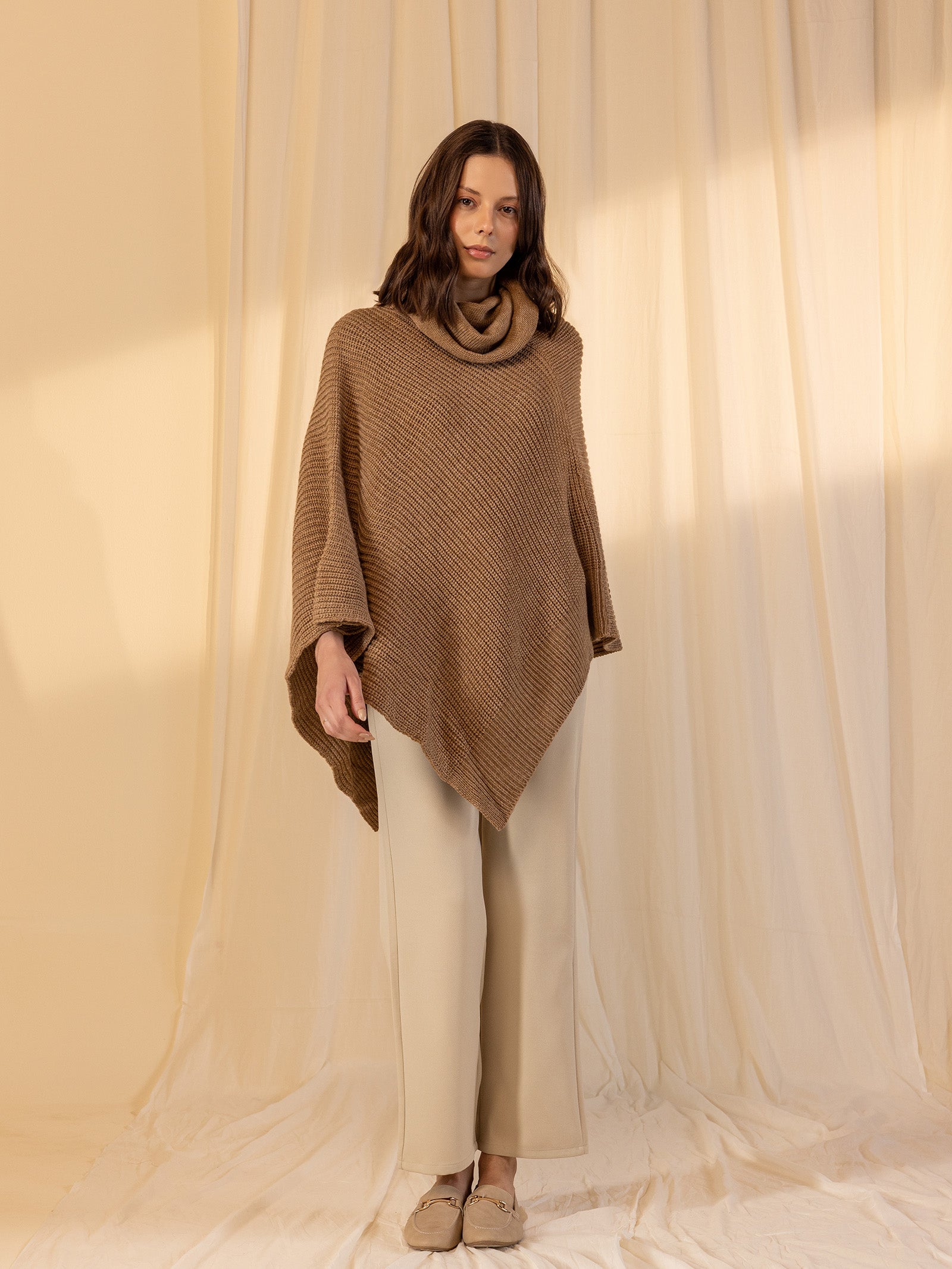 Woollen Safari Poncho - Dark Tan