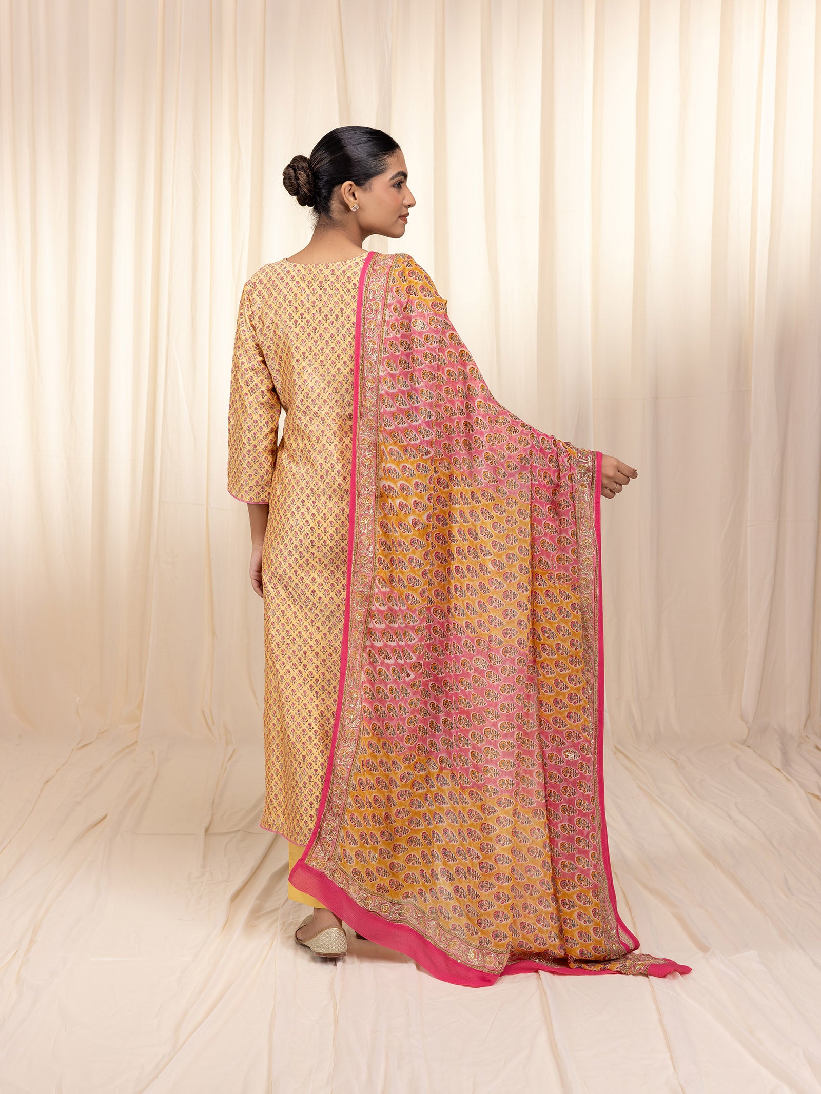 Sakhi Saheliya Yellow Chiffon Dupatta
