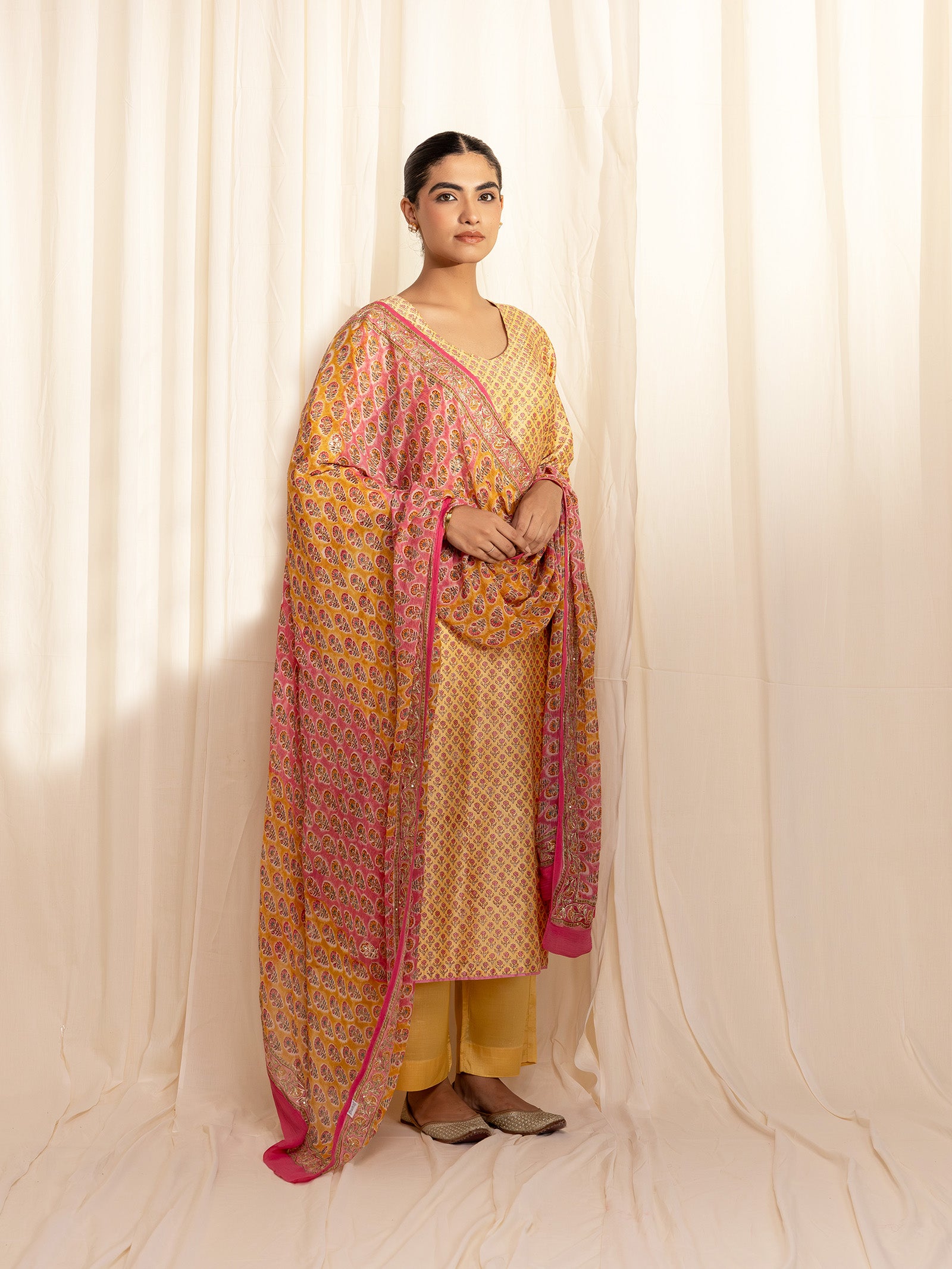 Sakhi Saheliya Yellow Chiffon Dupatta