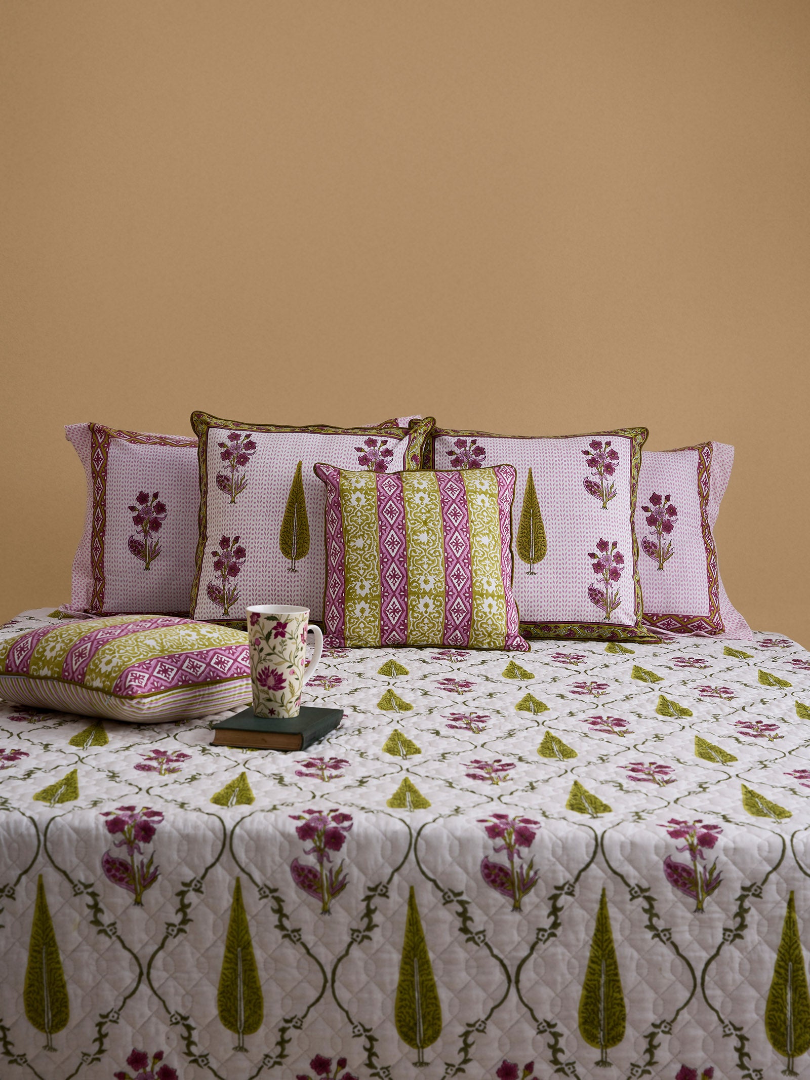 Secret Grove Quilted Bed Cover (Reversible)