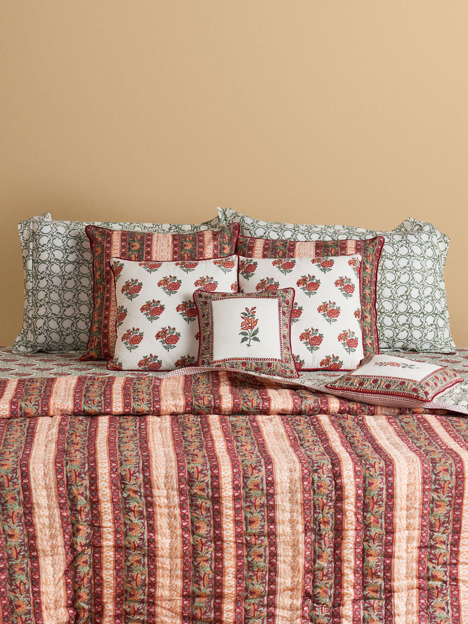 Shekhawati 12" x 12" Cushion Cover
