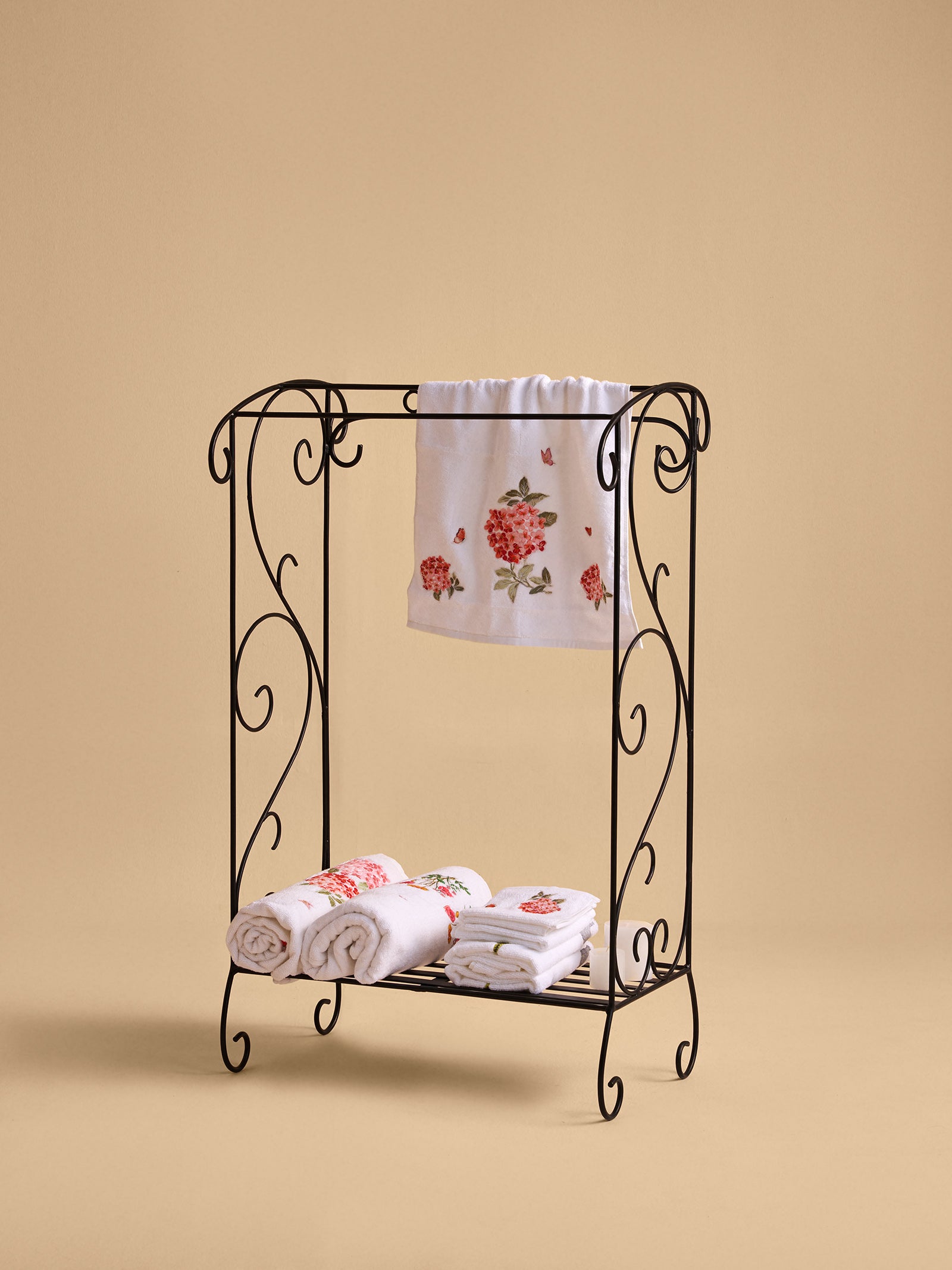 Kruger Iron Towel Rack