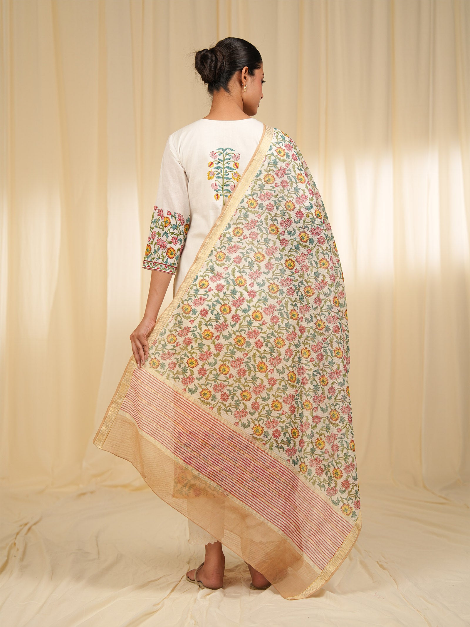 Vanilla Blossom Maheshwari Dupatta