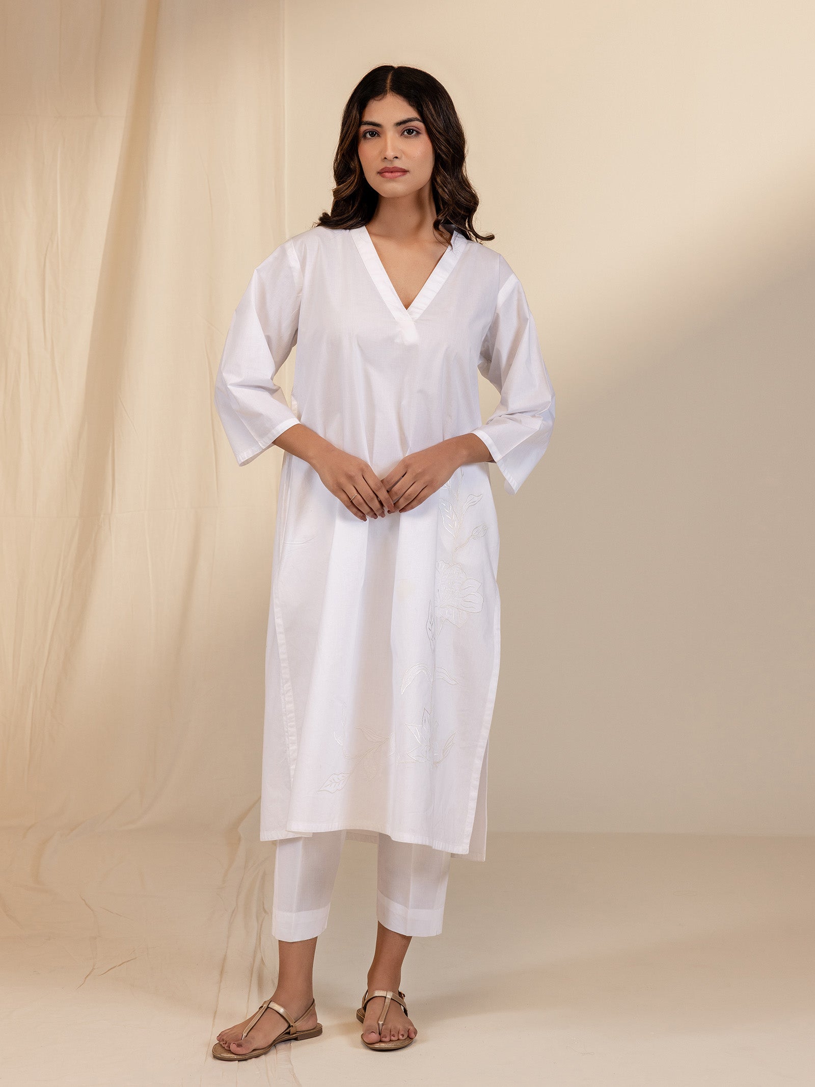 White Wash Flower Cotton Tunic