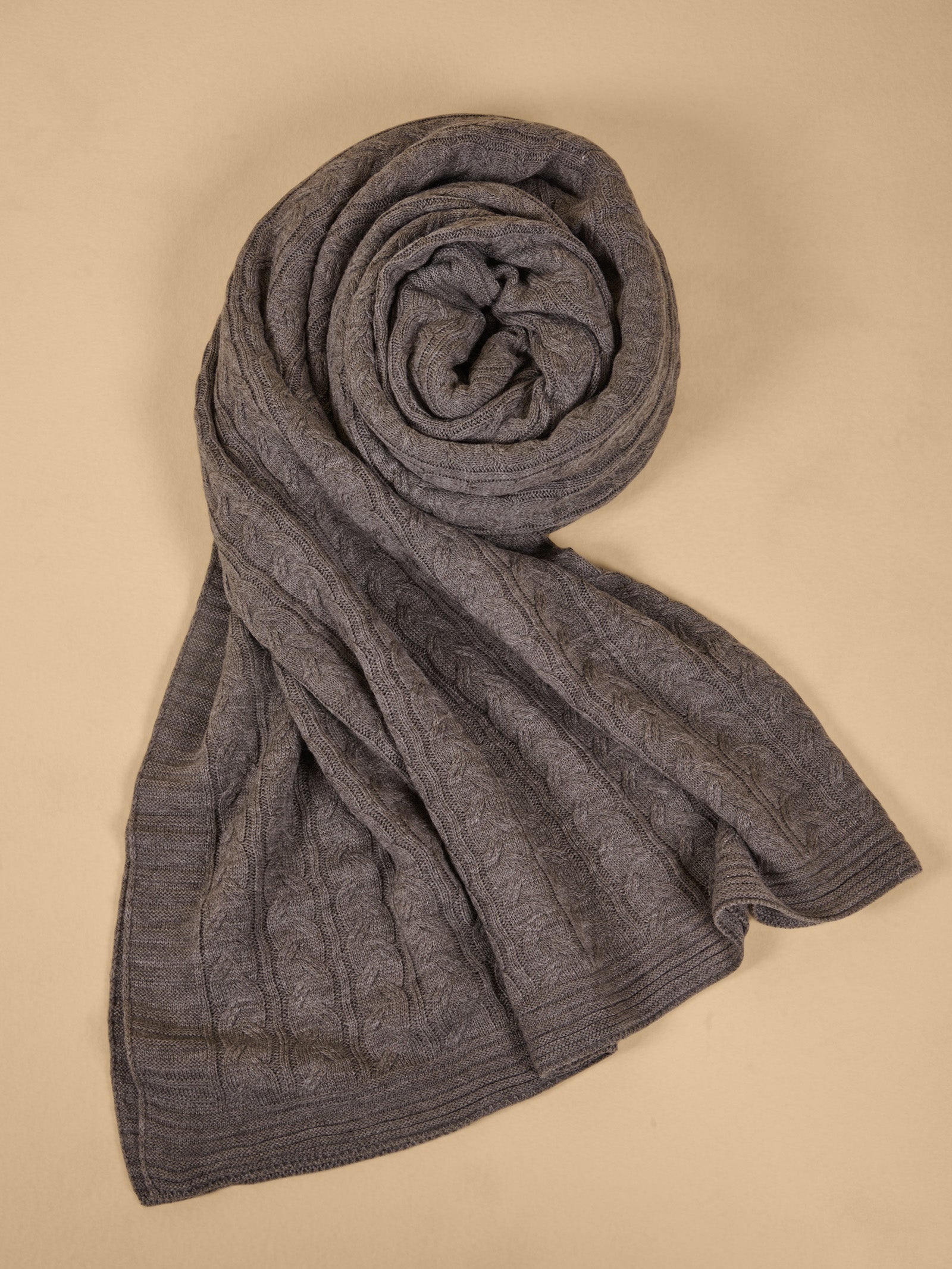 Woollen Knitted Granite Mist Blanket