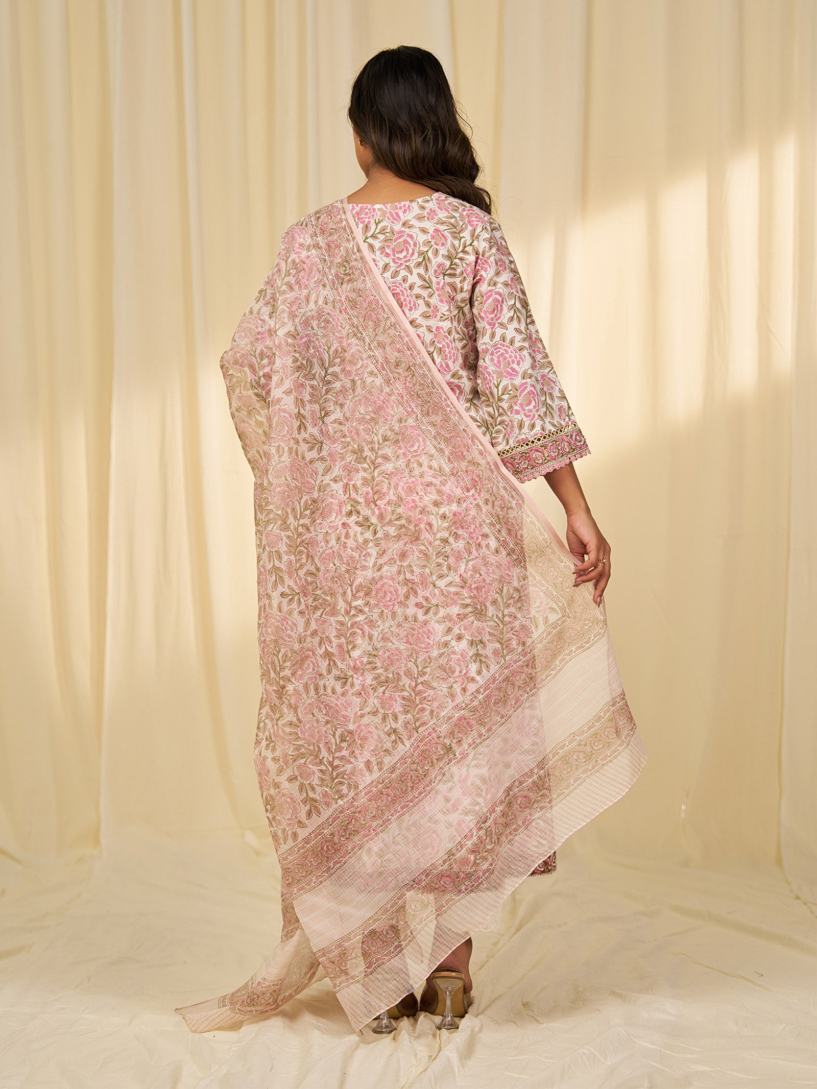 Zindagi Kota Dupatta
