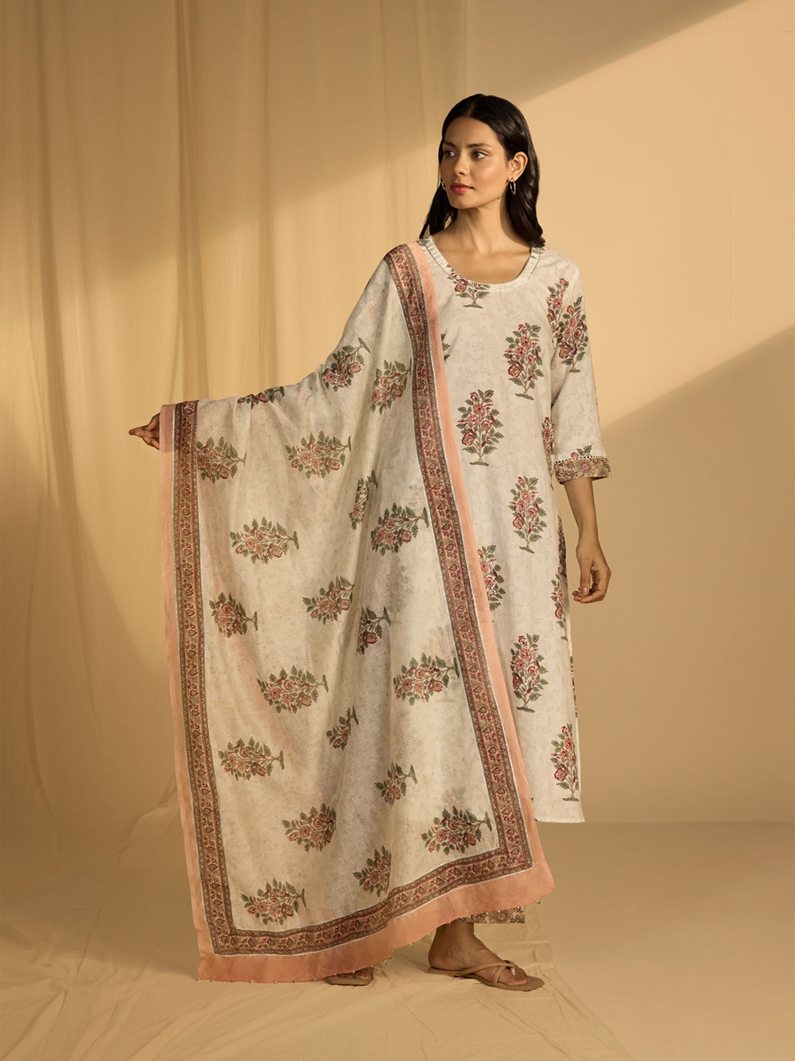 Bega Begum Chanderi Dupatta